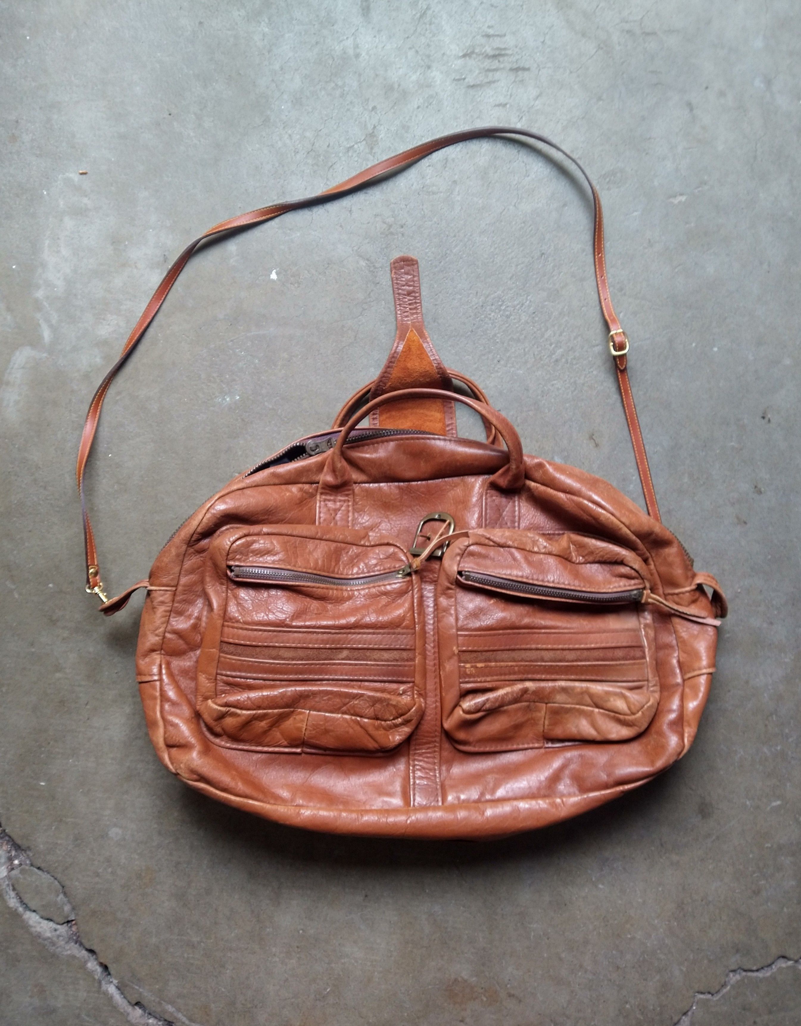 Genuine Leather Vintage Leather Duffle Bag Brown Zipper Strap Pockets Size ONE SIZE - 1 Thumbnail