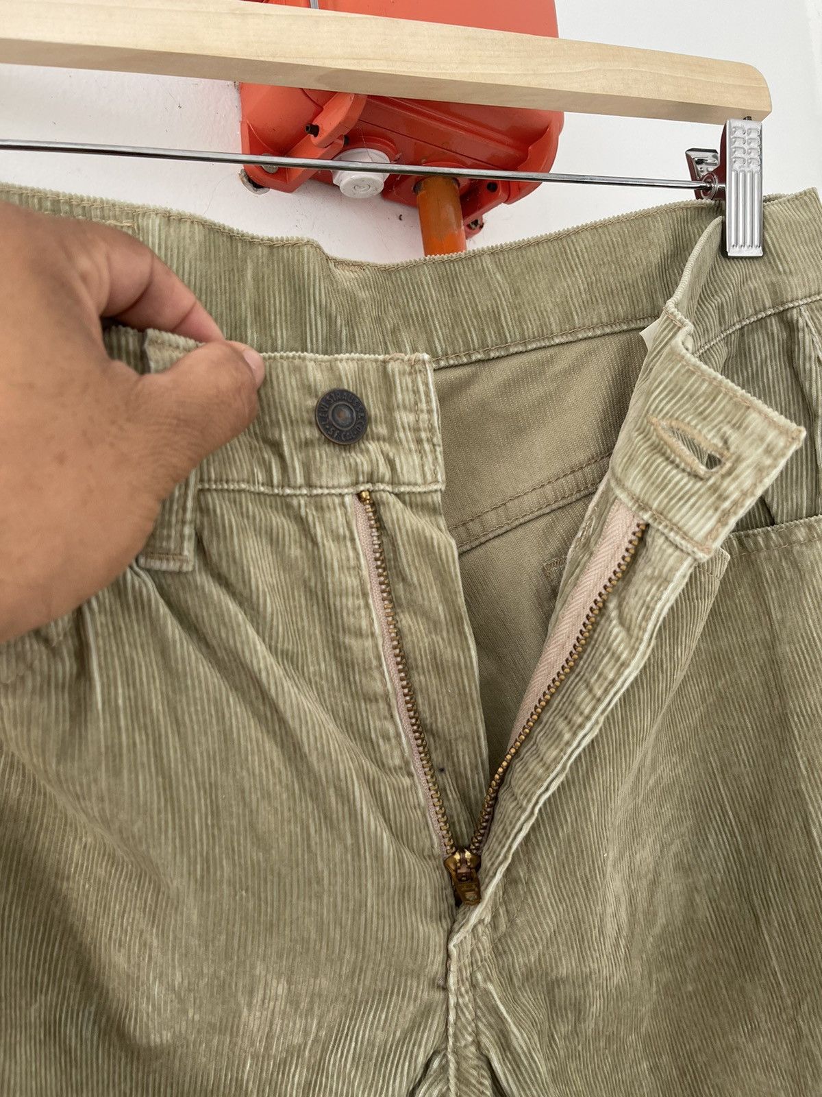 Levi's × Levi's Vintage Clothing × Vintage VINTAGE LEVIS 517 CORDUROY DISTRESSED JEANS 30x33 Size US 30 / EU 46 - 5 Thumbnail