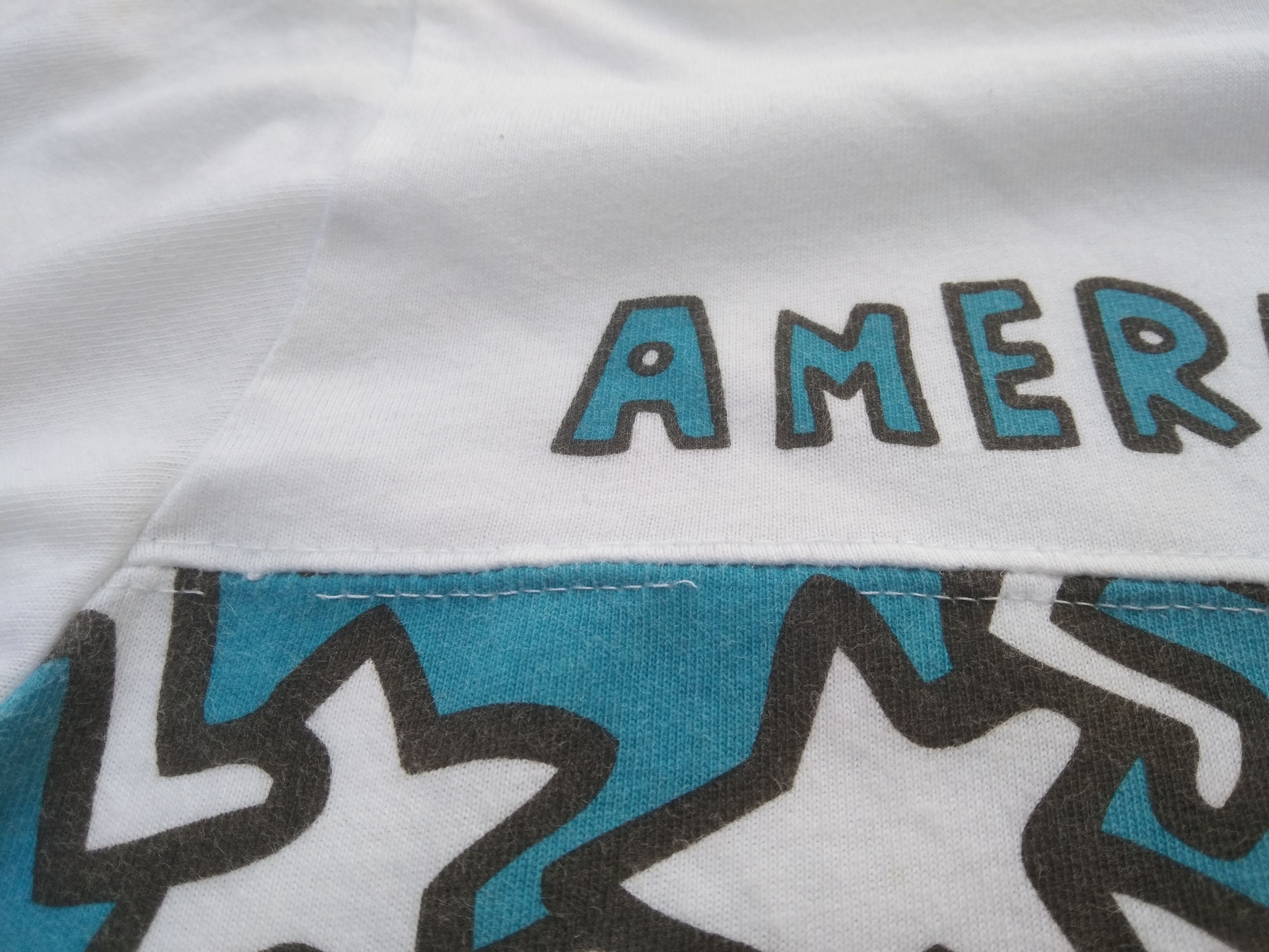 Keith Haring × Uniqlo SUMMER OUTFIT KEITH HARING AMERICAN ART OF 80's Size US M / EU 48-50 / 2 - 10 Thumbnail