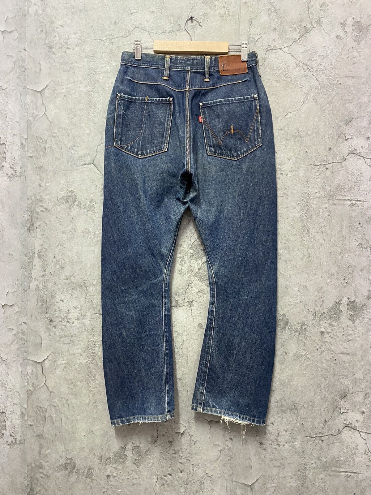 Edwin × Vintage Vintage Edwin E Function Curved Leg Distressed Denim Size US 29 - 2 Thumbnail