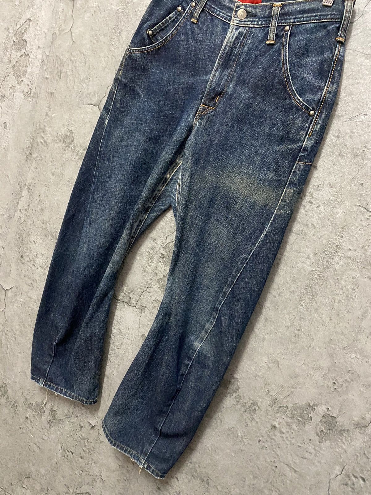 Edwin × Vintage Vintage Edwin E Function Curved Leg Distressed Denim Size US 29 - 7 Thumbnail
