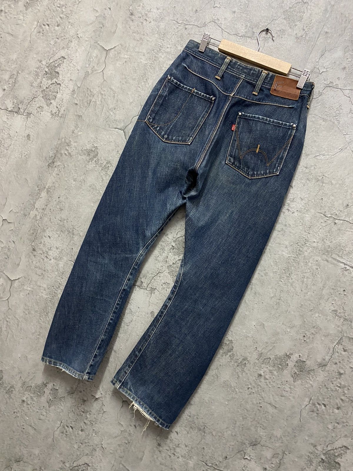 Edwin × Vintage Vintage Edwin E Function Curved Leg Distressed Denim Size US 29 - 8 Thumbnail