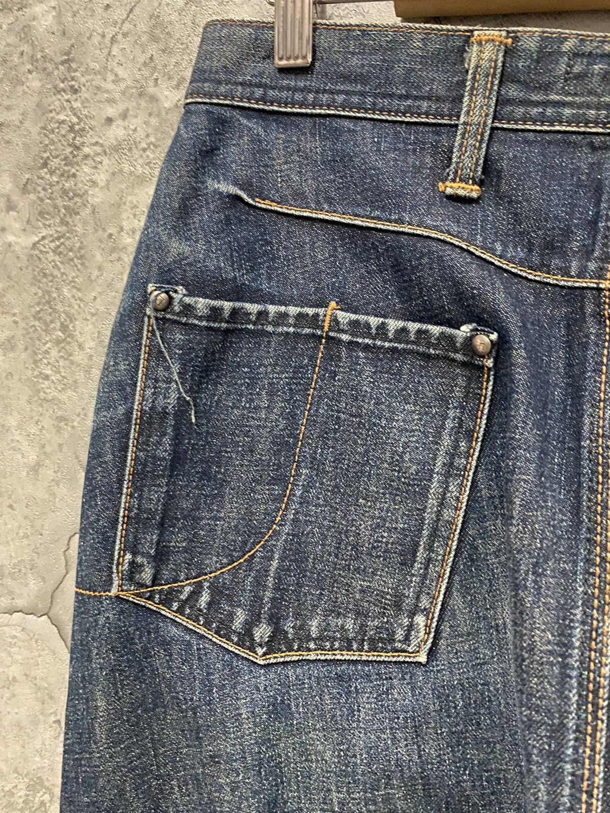 Edwin × Vintage Vintage Edwin E Function Curved Leg Distressed Denim Size US 29 - 13 Thumbnail
