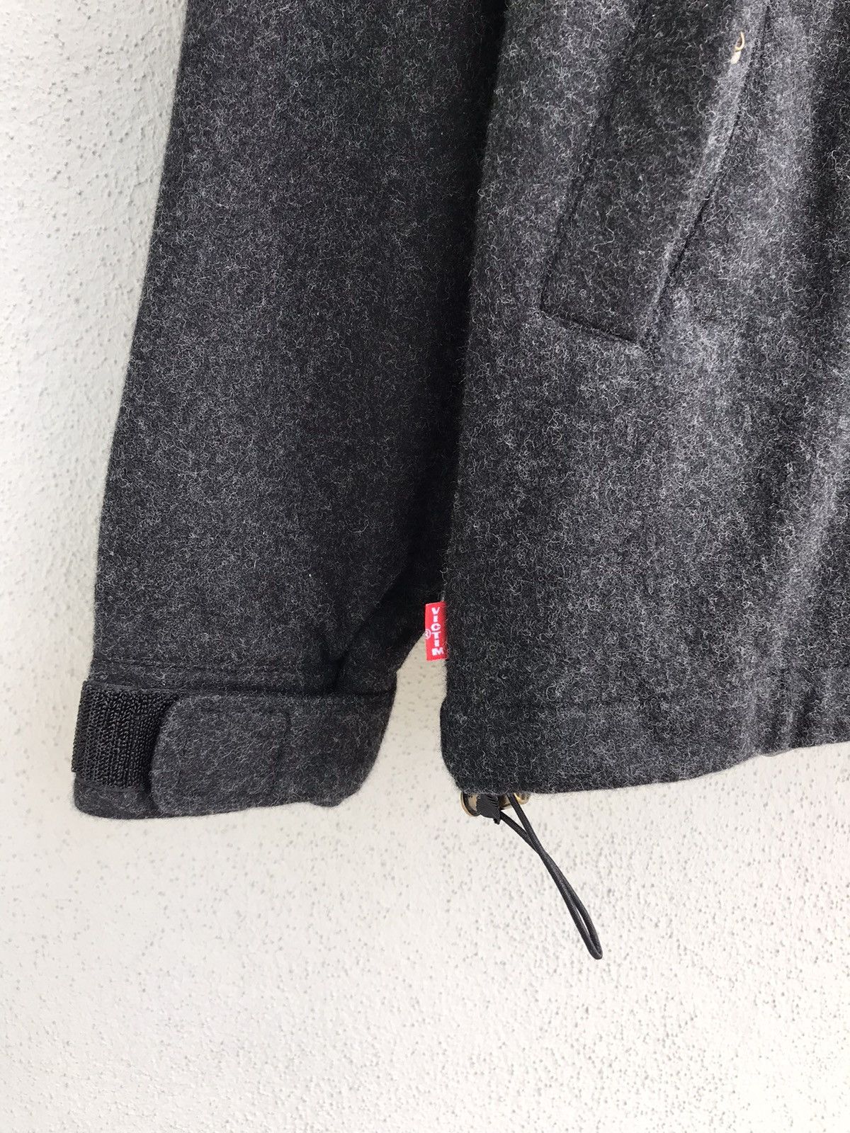 Japanese Brand VICTIM Japan Red Yarn Jacket Waldes Zipper Made In Japan Size US XL / EU 56 / 4 - 4 Thumbnail