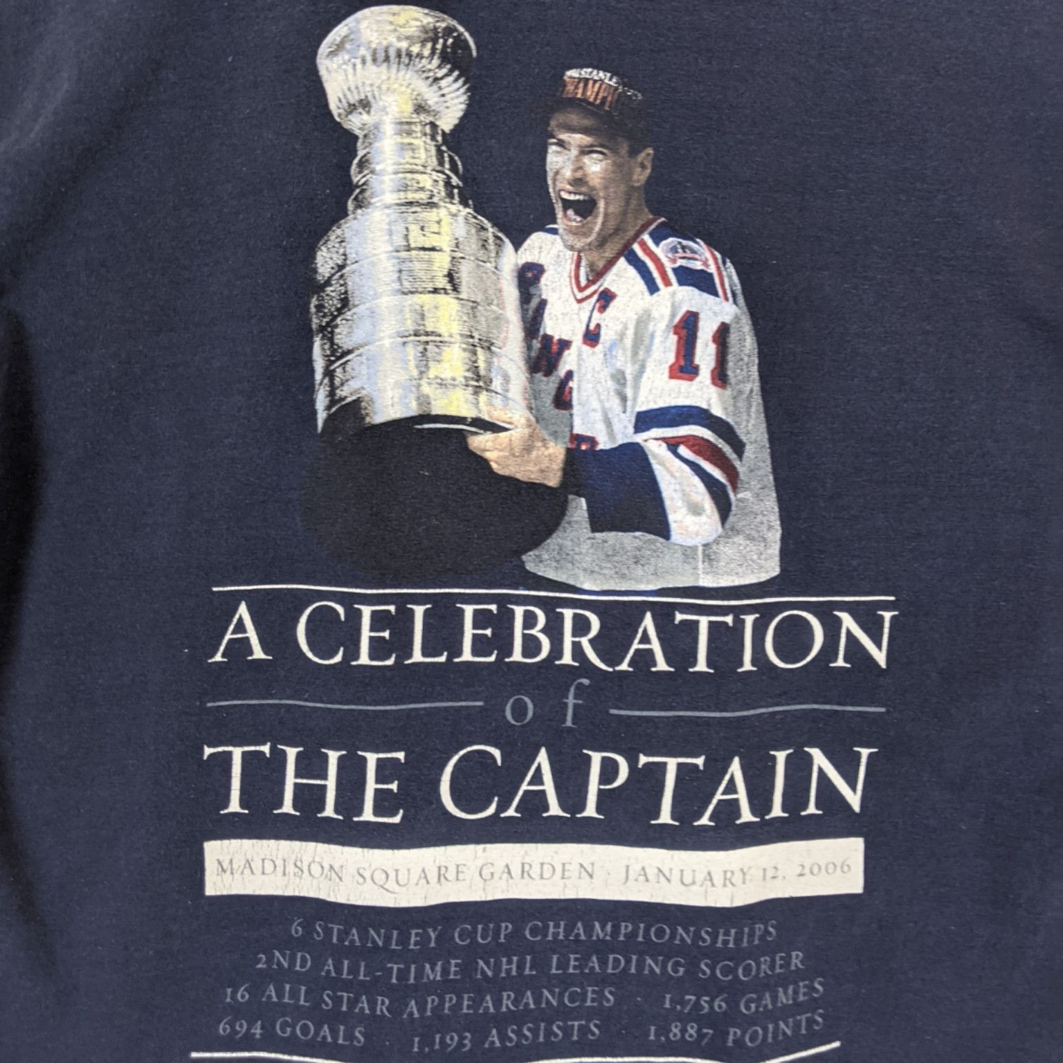 NHL NHL Mark Messier The Captain 2006 Celebration T-Shirt Size US L / EU 52-54 / 3 - 4 Thumbnail