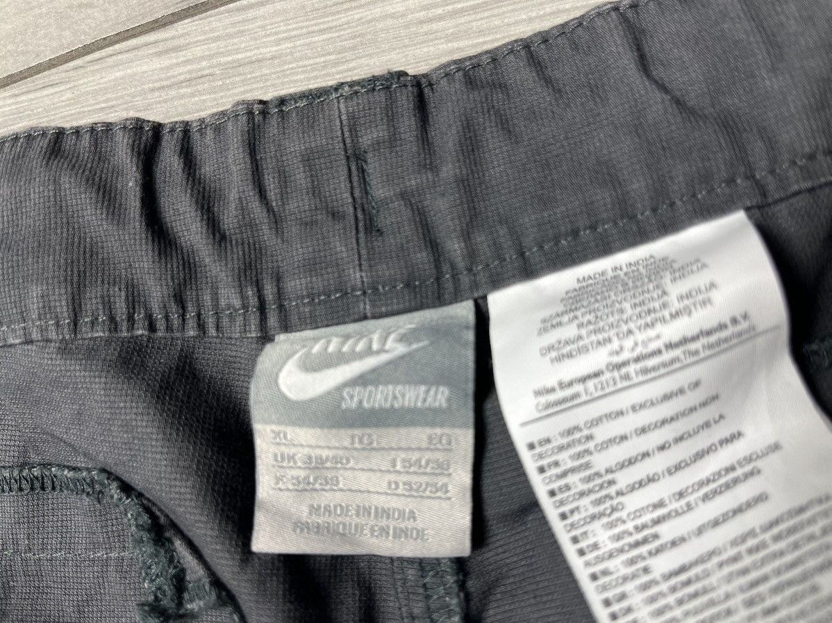 Nike Nike shorts streetwear cargo size XLarge Size US 36 / EU 52 - 4 Thumbnail