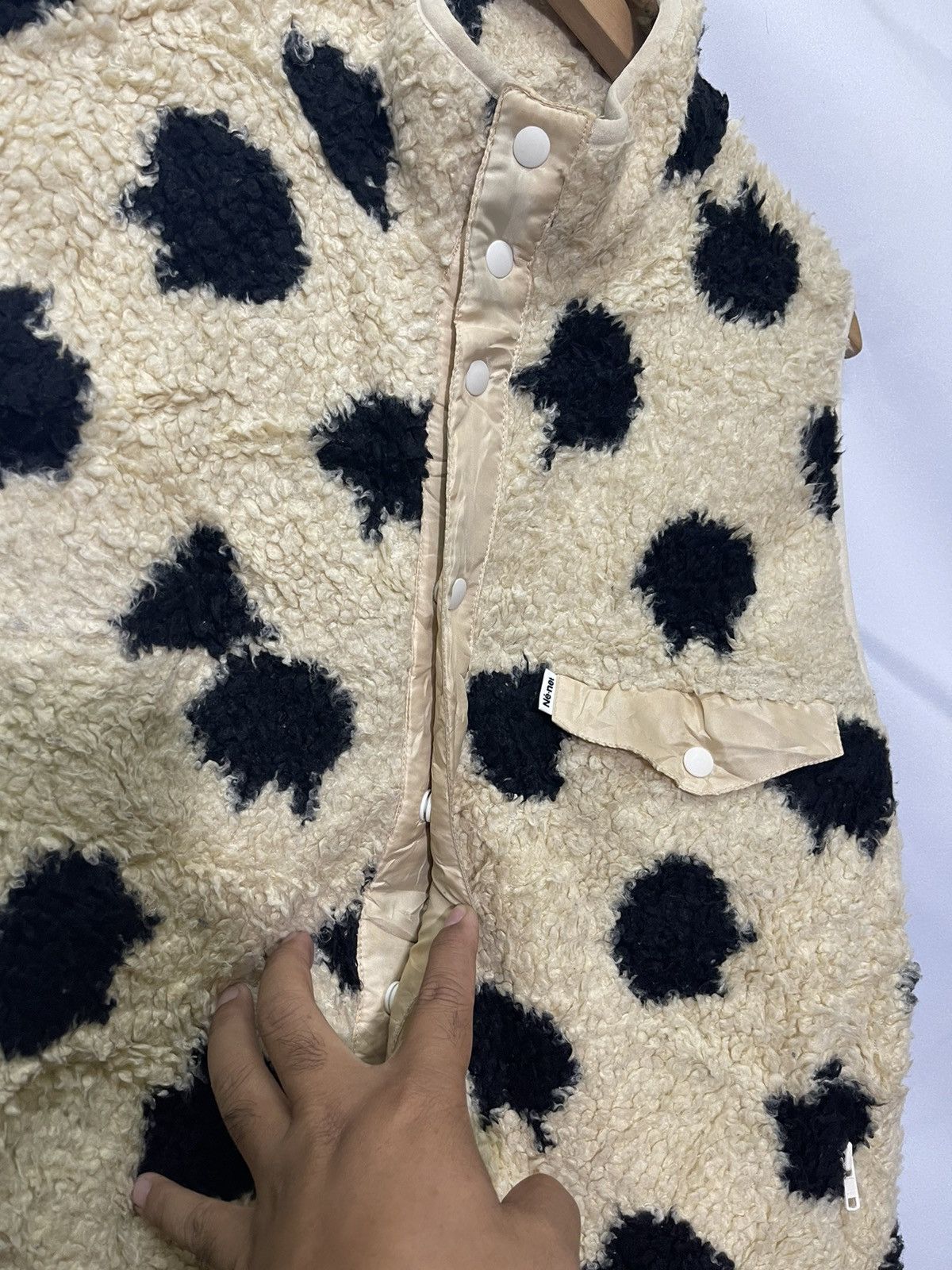 Issey Miyake ISSEY MIYAKE NENET COW PRINTED FLEECE VEST Size US M / EU 48-50 / 2 - 6 Thumbnail