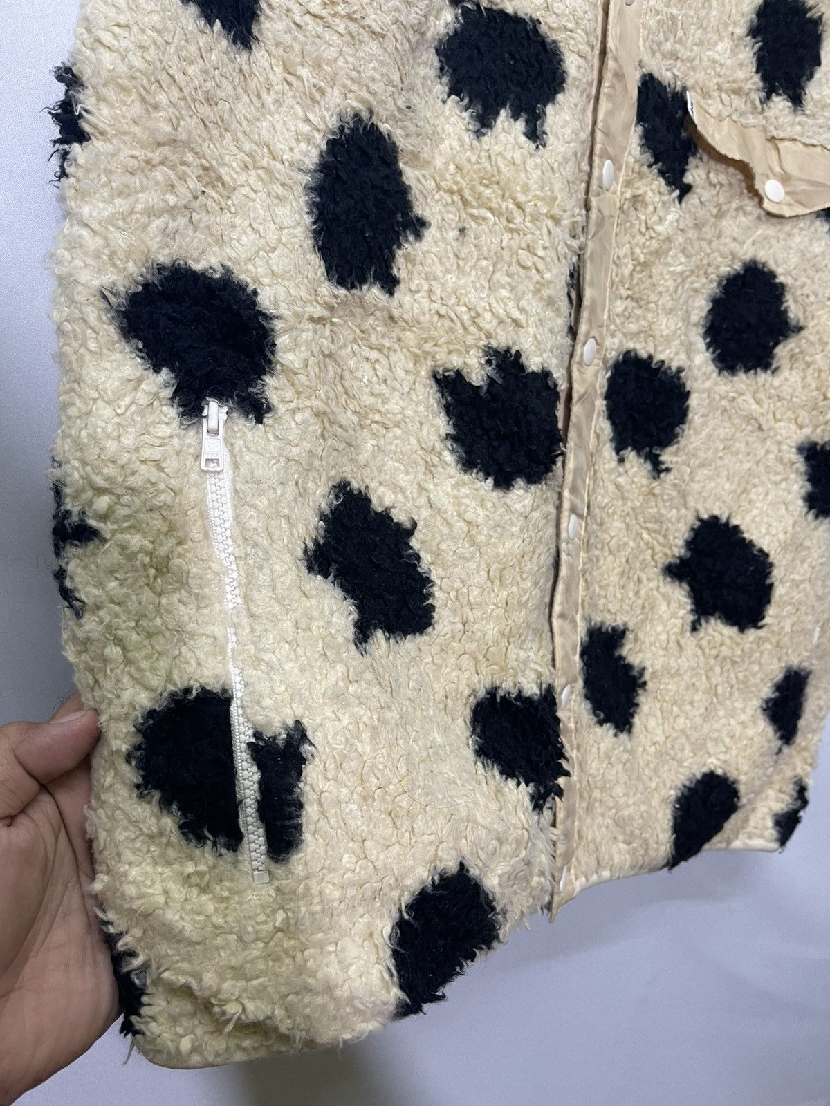 Issey Miyake ISSEY MIYAKE NENET COW PRINTED FLEECE VEST Size US M / EU 48-50 / 2 - 5 Thumbnail