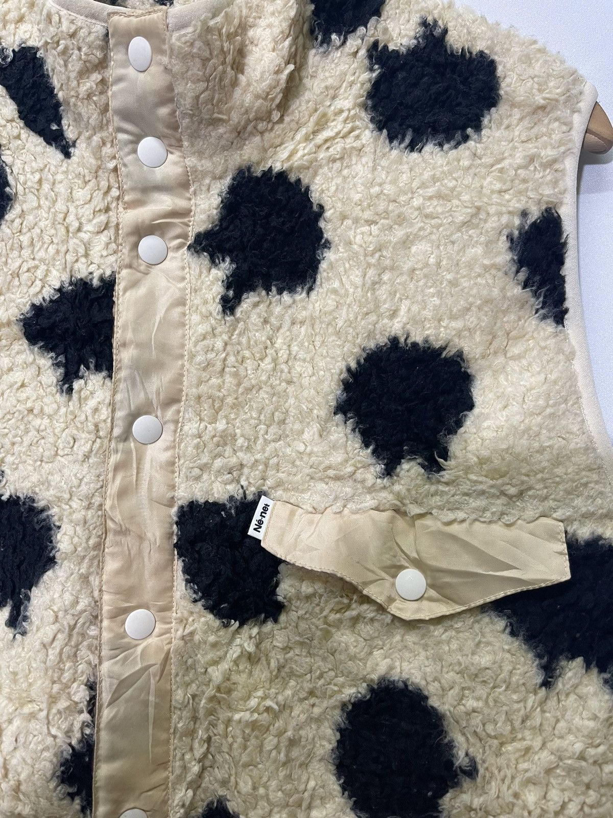 Issey Miyake ISSEY MIYAKE NENET COW PRINTED FLEECE VEST Size US M / EU 48-50 / 2 - 4 Thumbnail