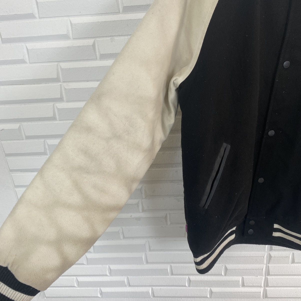 Japanese Brand Mnwka x Dinosaur jr varsity jacket Size US M / EU 48-50 / 2 - 6 Thumbnail