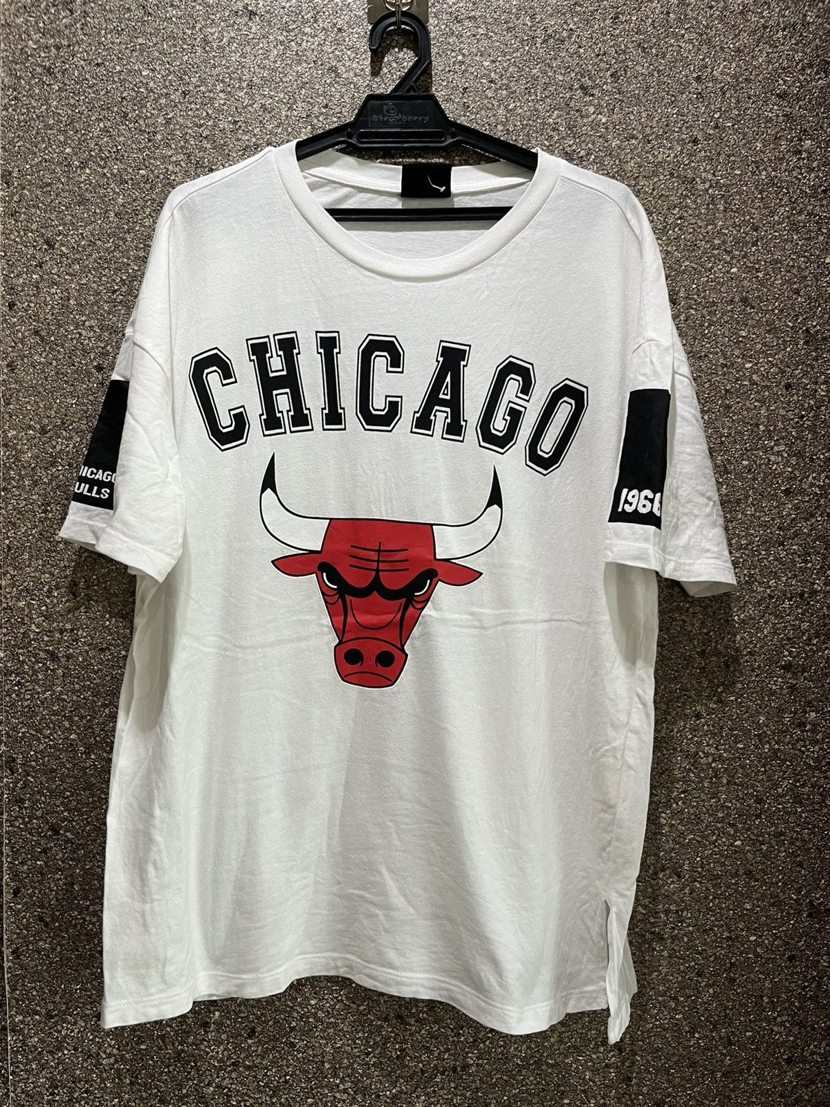 Vintage Chicago bulls ft12 Size US L / EU 52-54 / 3 - 1 Thumbnail