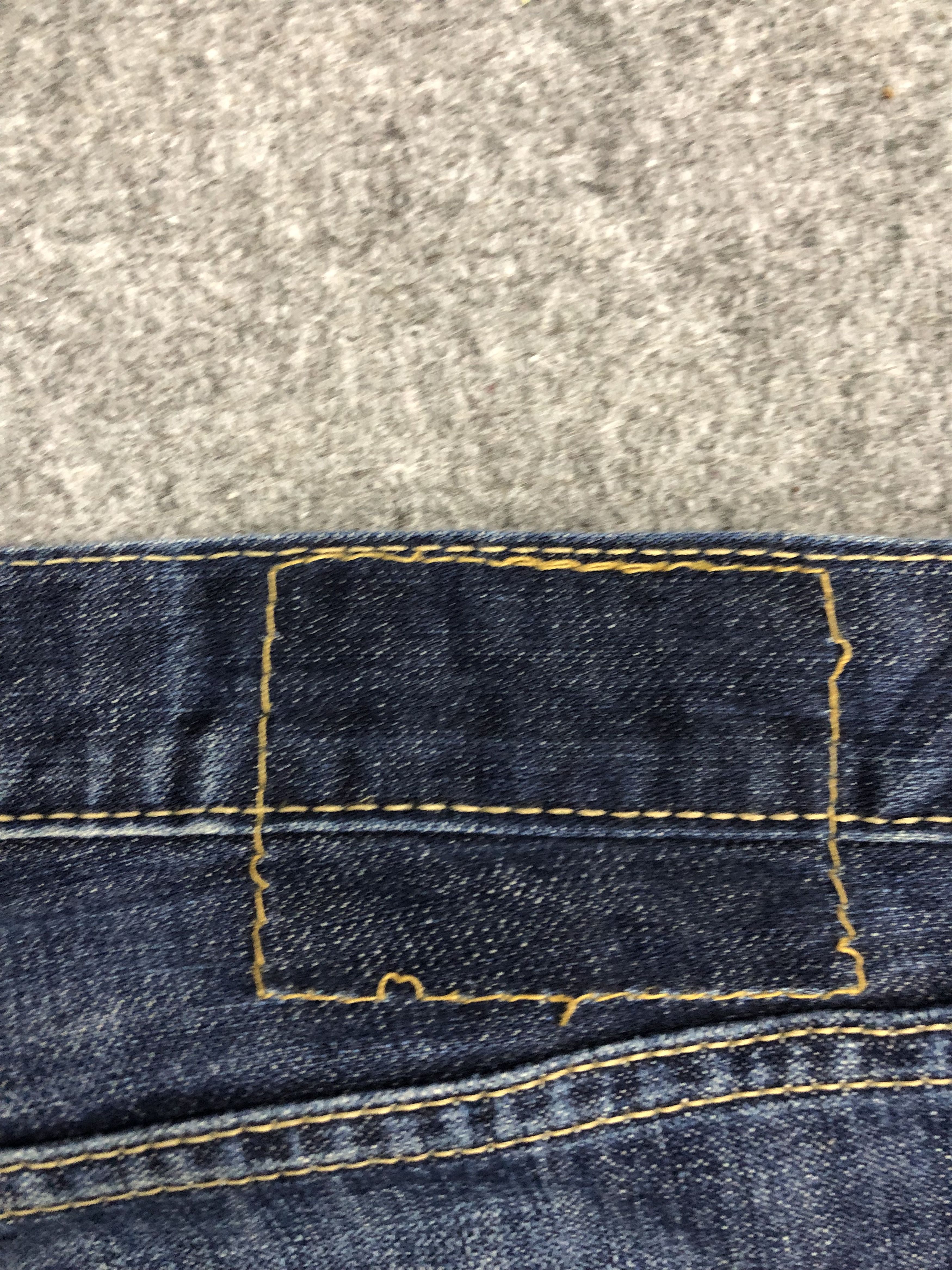 Vintage Vintage Levis Faded Blue Jeans Size US 36 / EU 52 - 5 Thumbnail