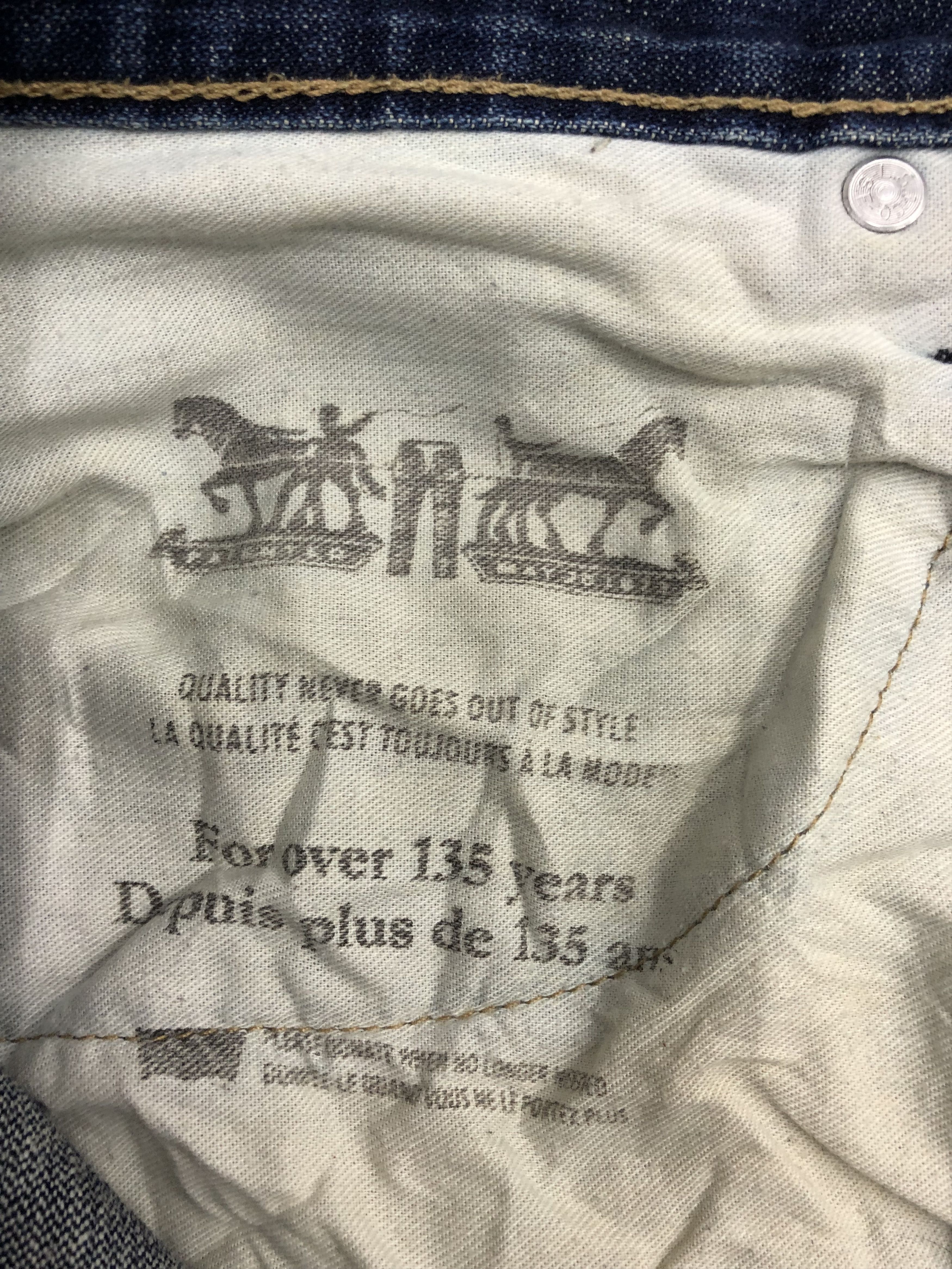 Vintage Vintage Levis Faded Blue Jeans Size US 36 / EU 52 - 11 Thumbnail