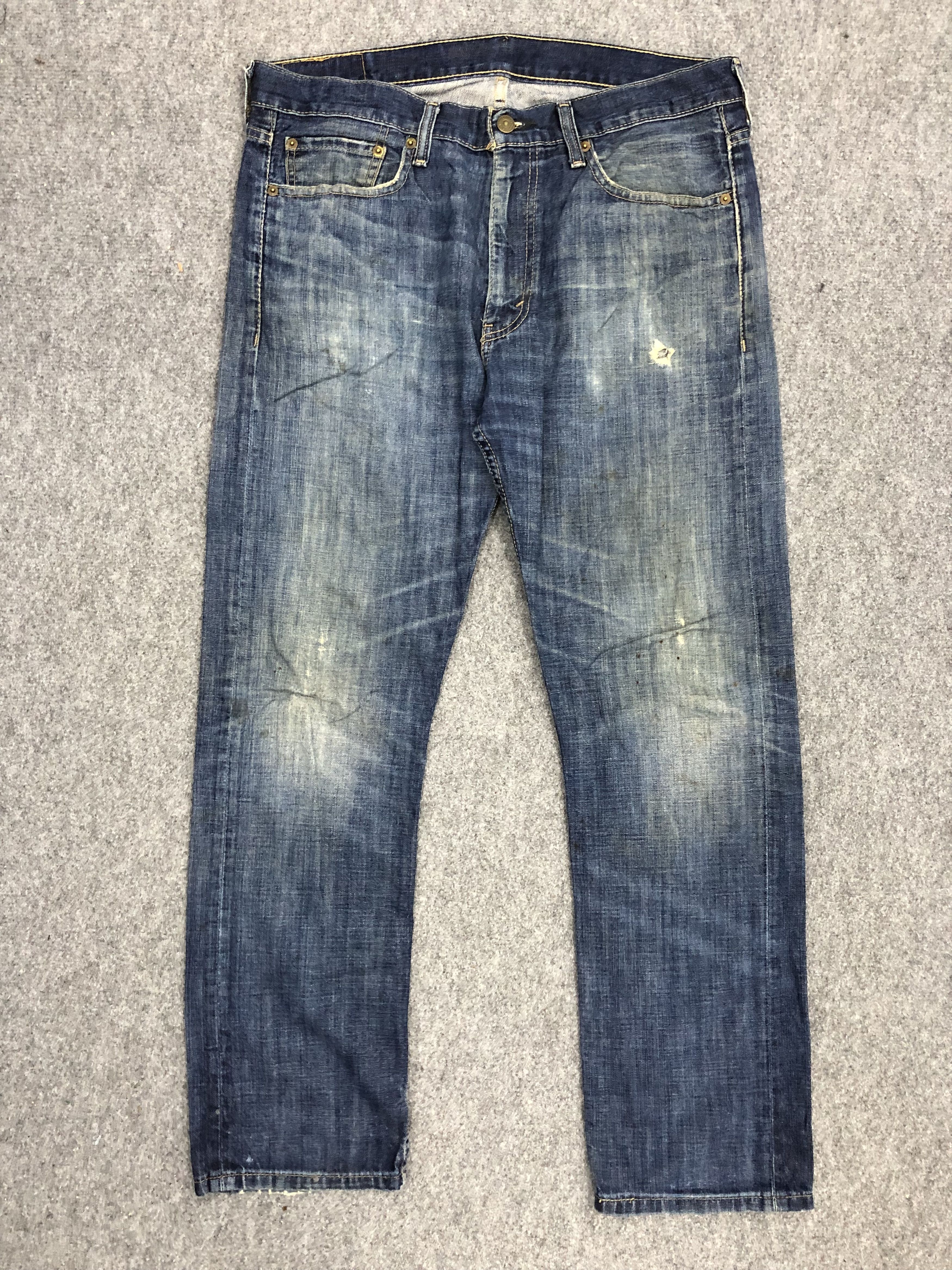 Vintage Vintage Levis Faded Blue Jeans Size US 36 / EU 52 - 1 Thumbnail