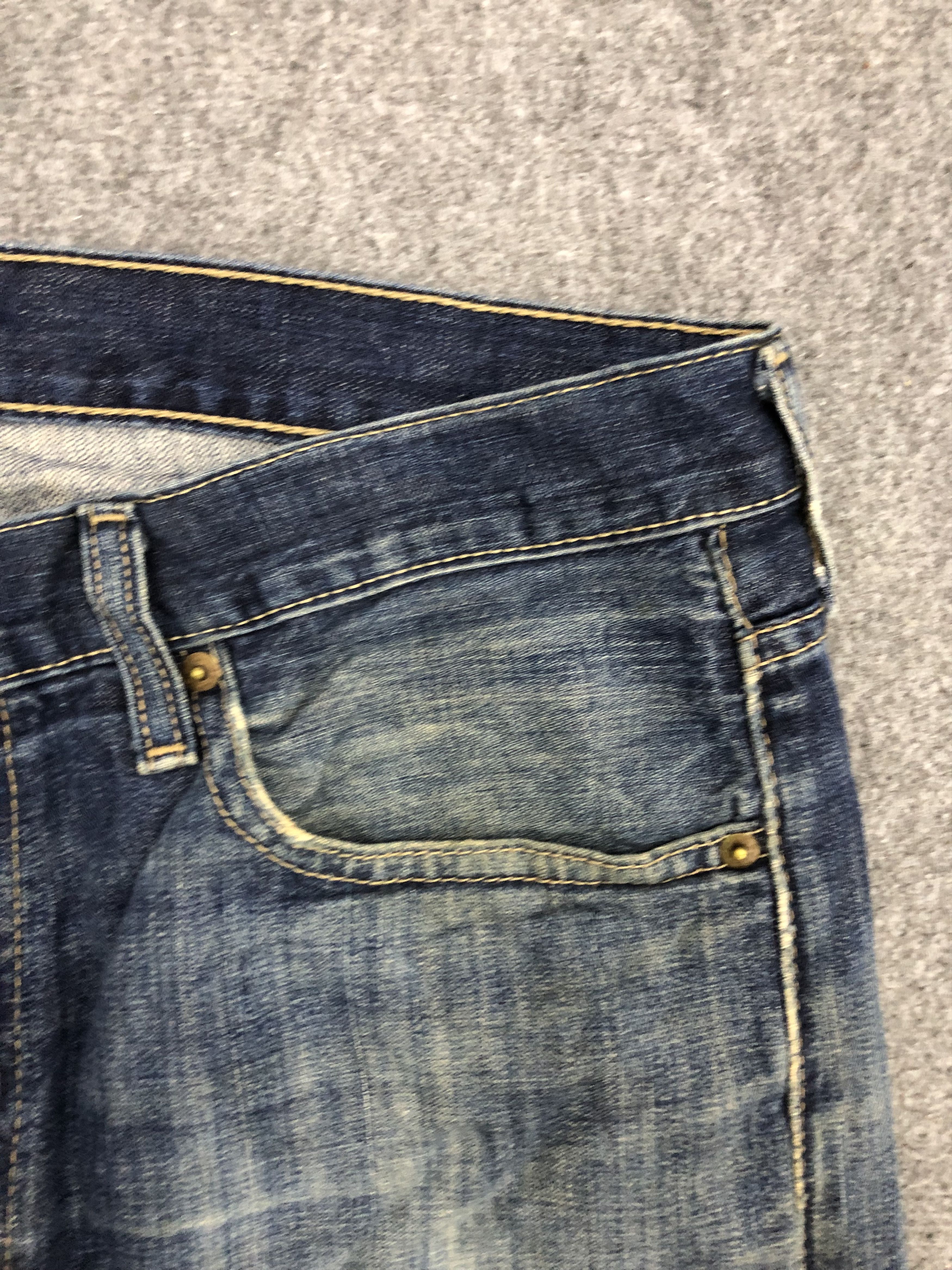 Vintage Vintage Levis Faded Blue Jeans Size US 36 / EU 52 - 7 Thumbnail
