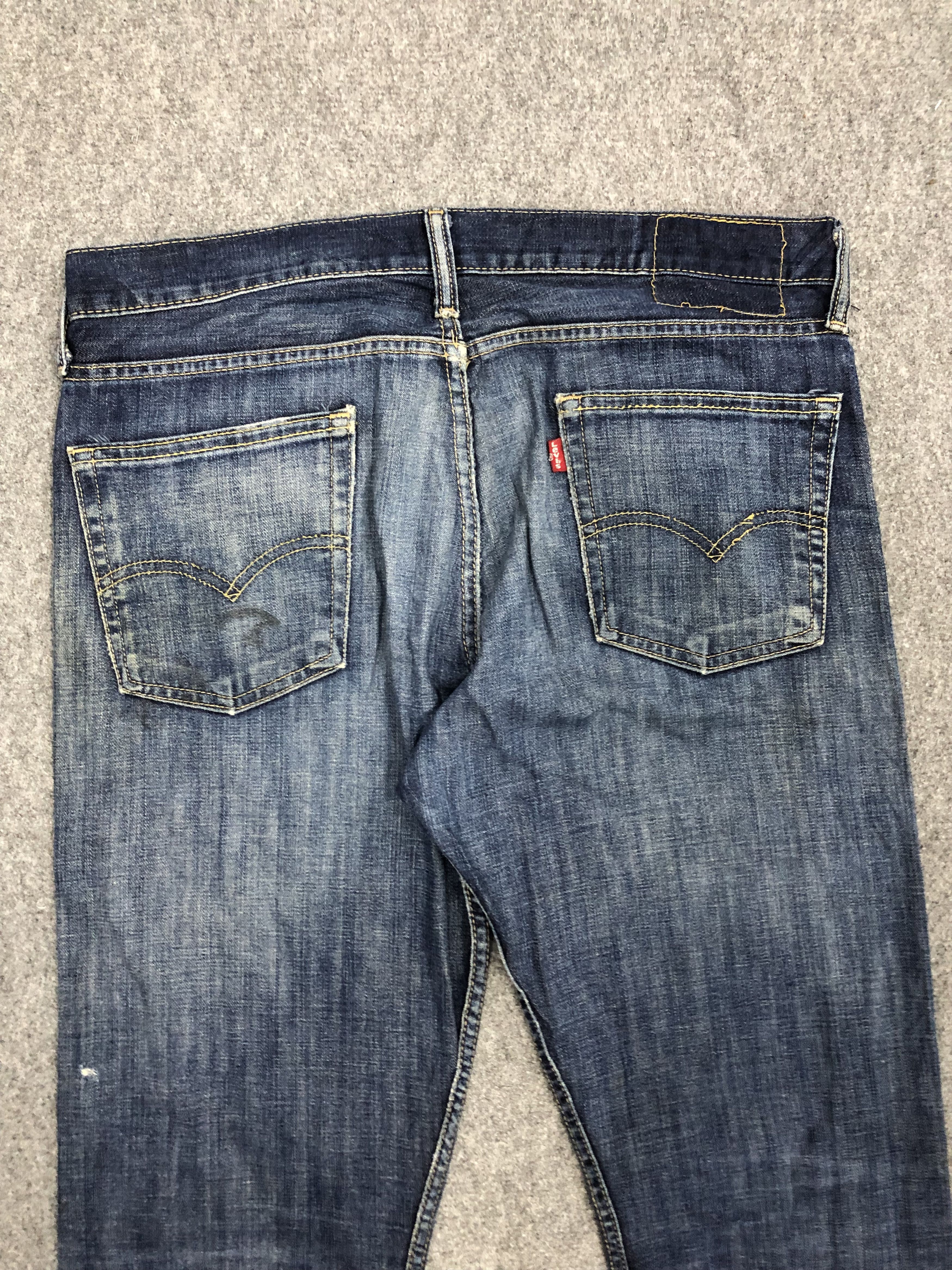 Vintage Vintage Levis Faded Blue Jeans Size US 36 / EU 52 - 4 Thumbnail