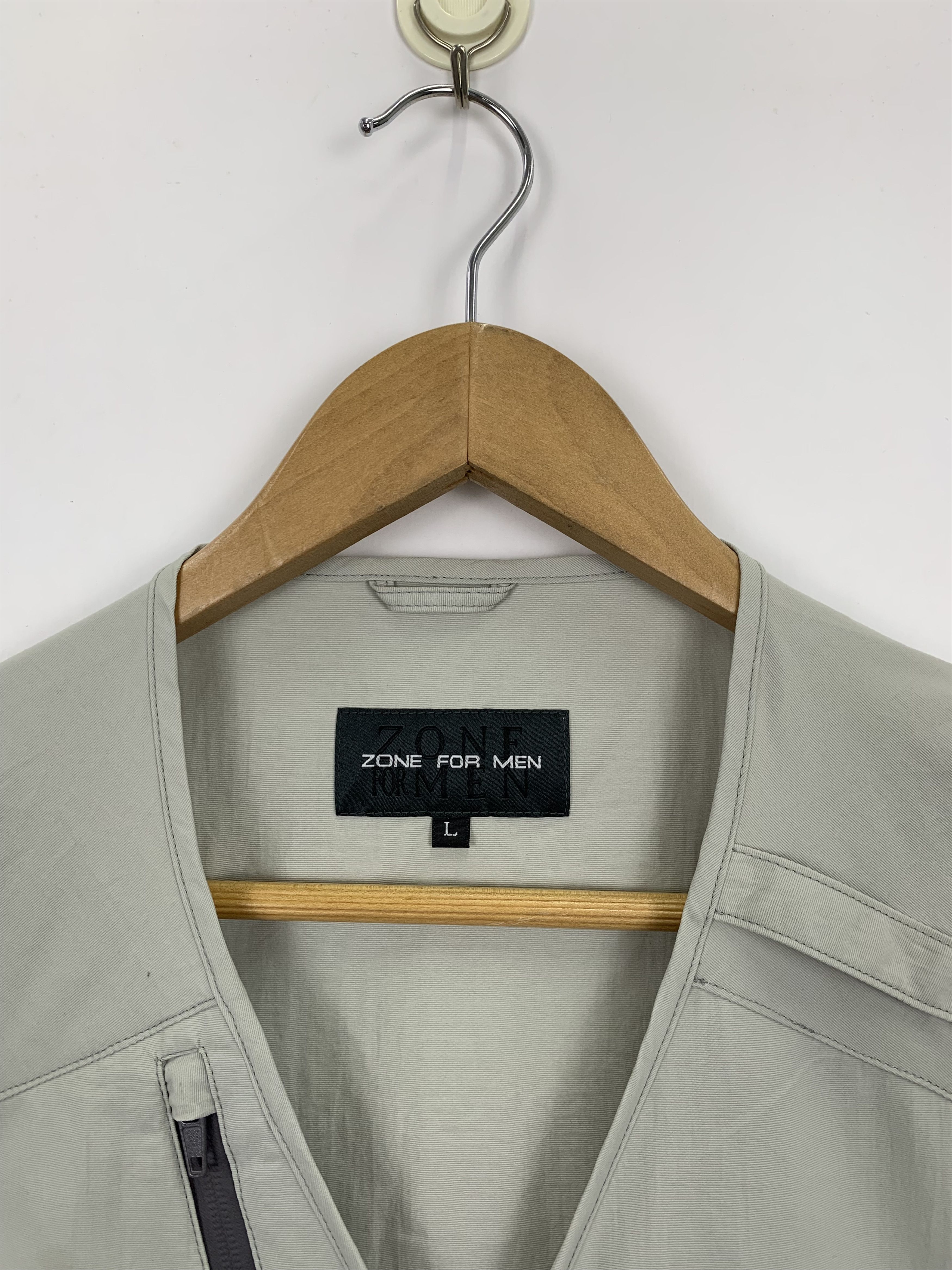 Japanese Brand × Vintage Vintage Japanese Brand Multi Pocket Vest Size US L / EU 52-54 / 3 - 6 Thumbnail