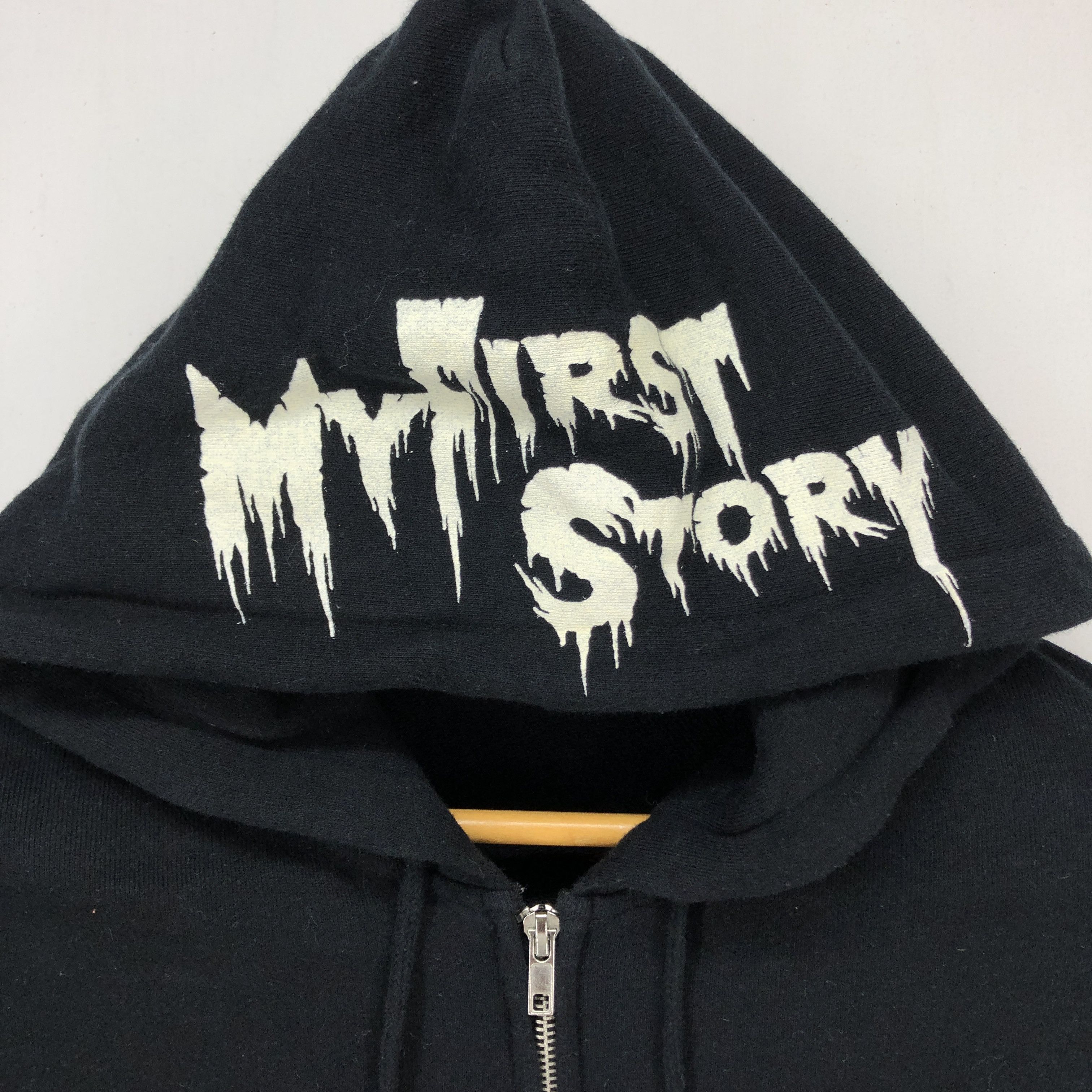 Band Tees MY FIRST STORY THE CLOWN by JELLAN Hoodie #1498-55 Size US M / EU 48-50 / 2 - 4 Thumbnail