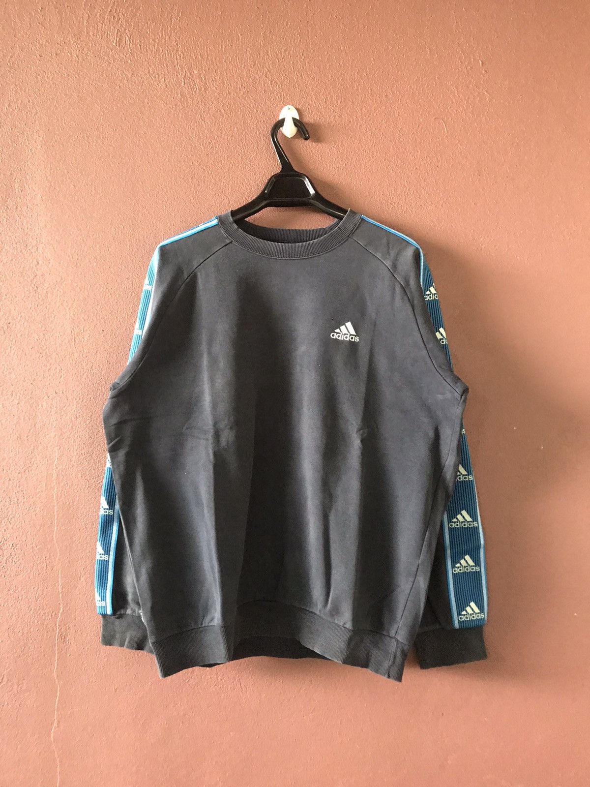 Adidas Adidas sweatshirt size L Size US L / EU 52-54 / 3 - 1 Thumbnail
