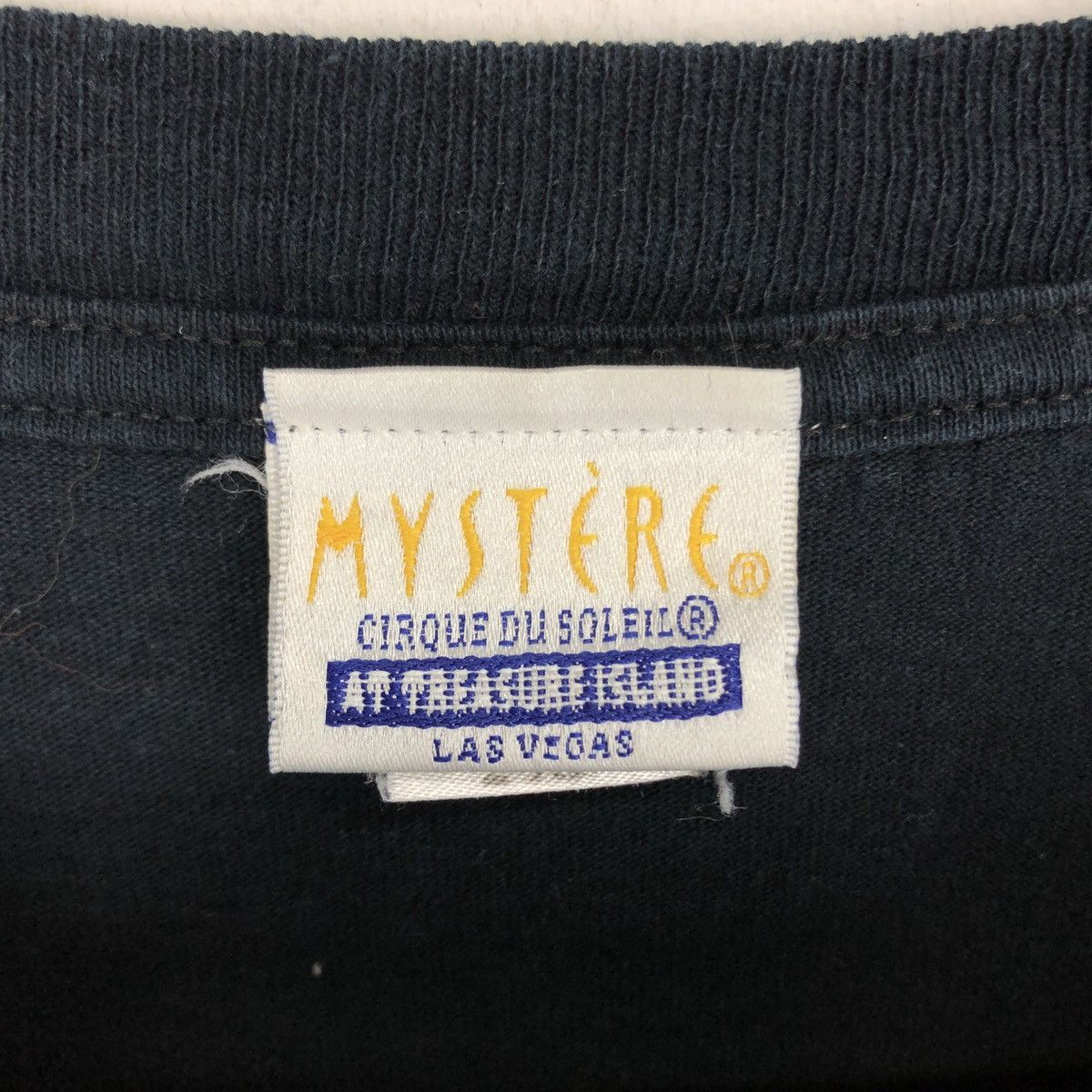 Vintage 90s Vintage MYSTERE CIRQUE DU SOLEIL Circus T Shirt #2564-90 Size US XXL / EU 58 / 5 - 4 Thumbnail