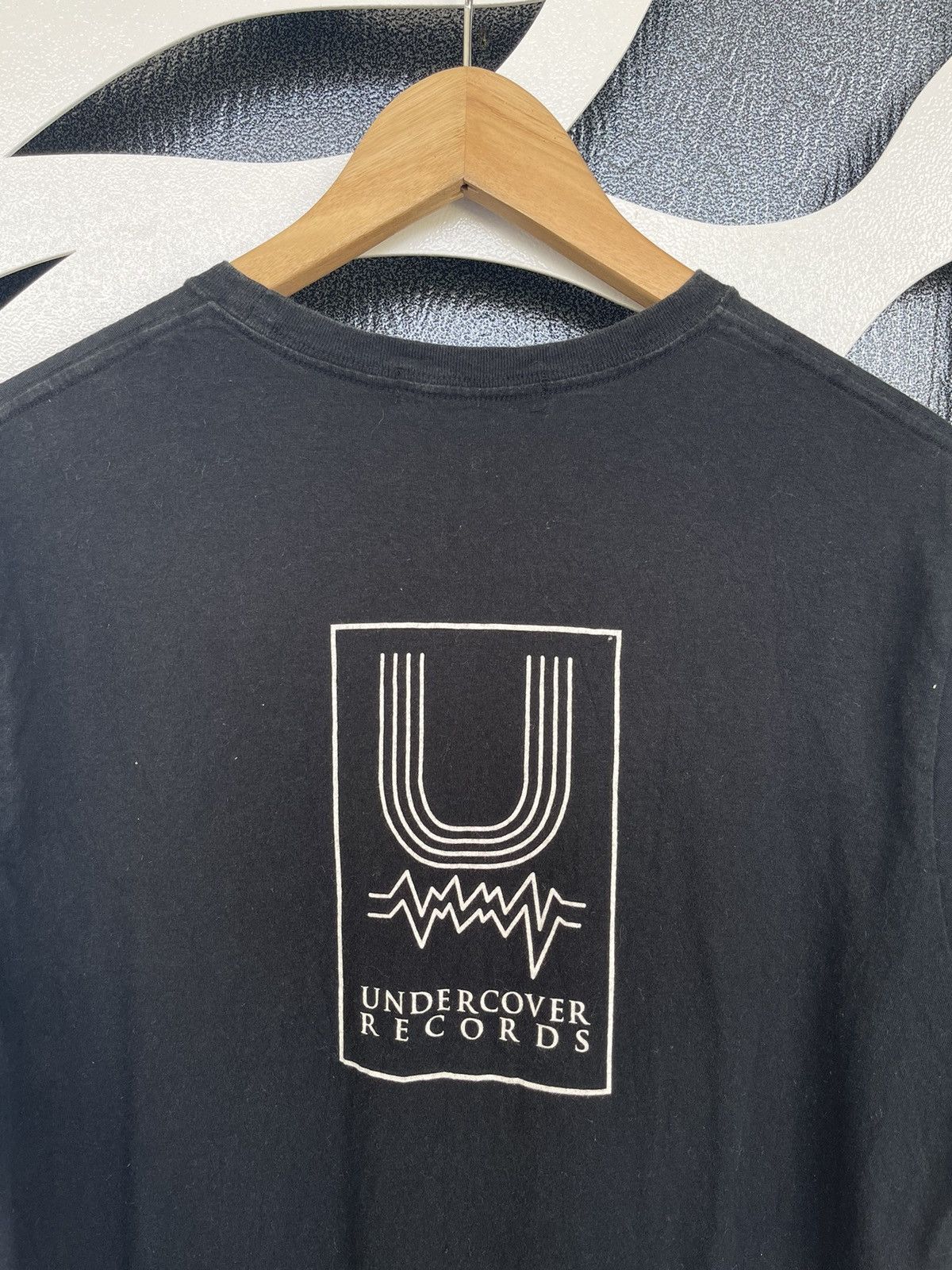 Undercover UNDERCOVER RECORDS LES ESPECES DU CHAOUS BLACK TEE Size US M / EU 48-50 / 2 - 7 Thumbnail