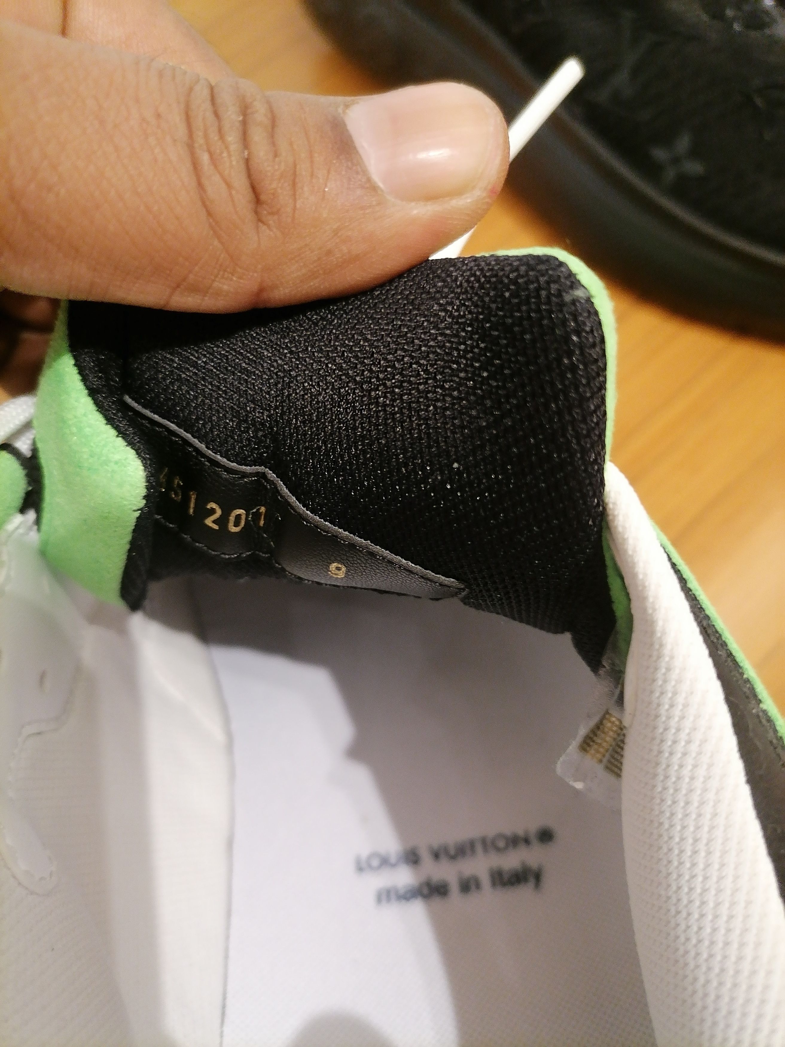 Louis Vuitton Louis Vuitton Virgil Abloh Runner Tactic Green Sneakers Size US 10 / EU 43 - 4 Thumbnail