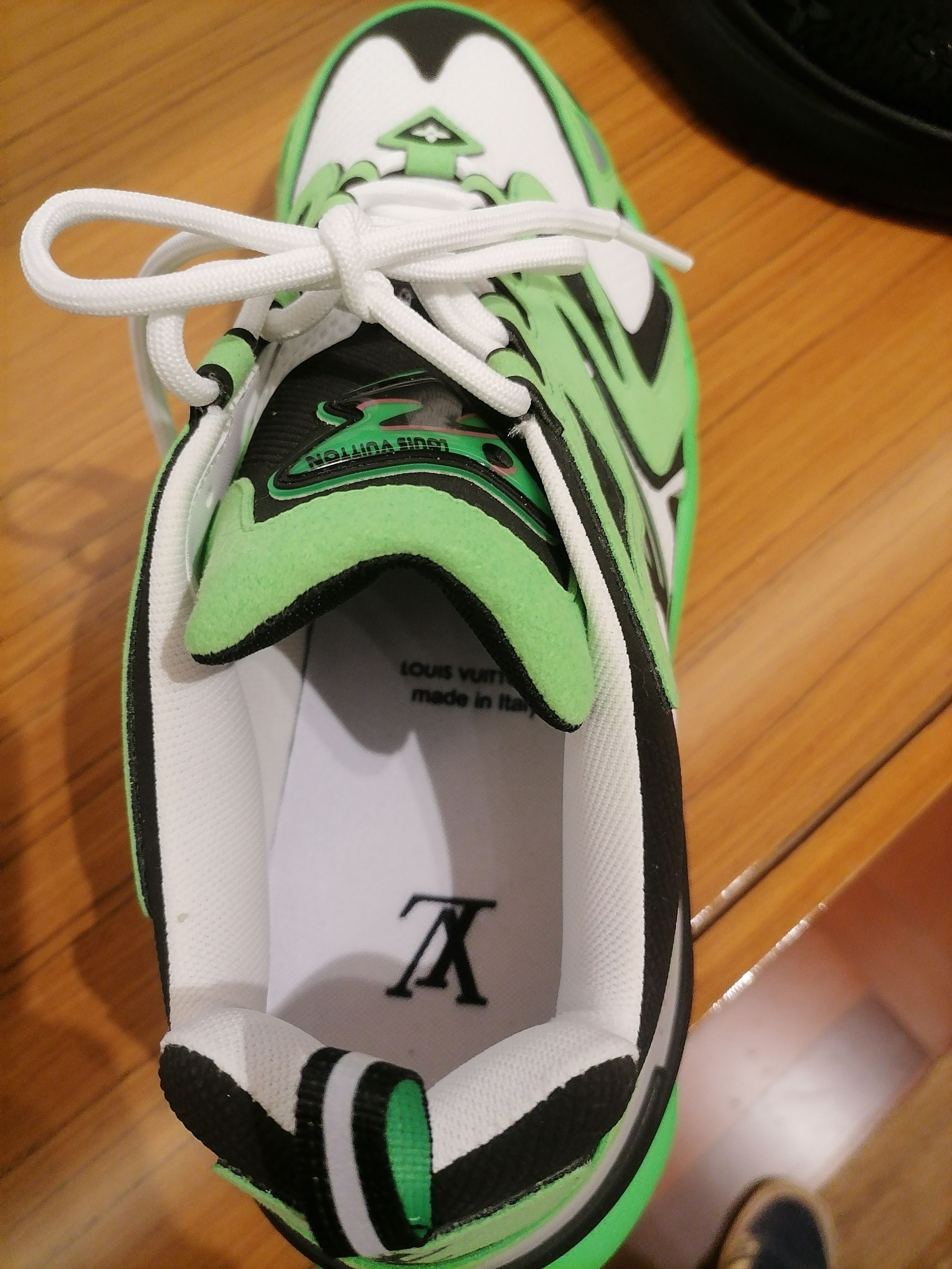 Louis Vuitton Louis Vuitton Virgil Abloh Runner Tactic Green Sneakers Size US 10 / EU 43 - 3 Thumbnail