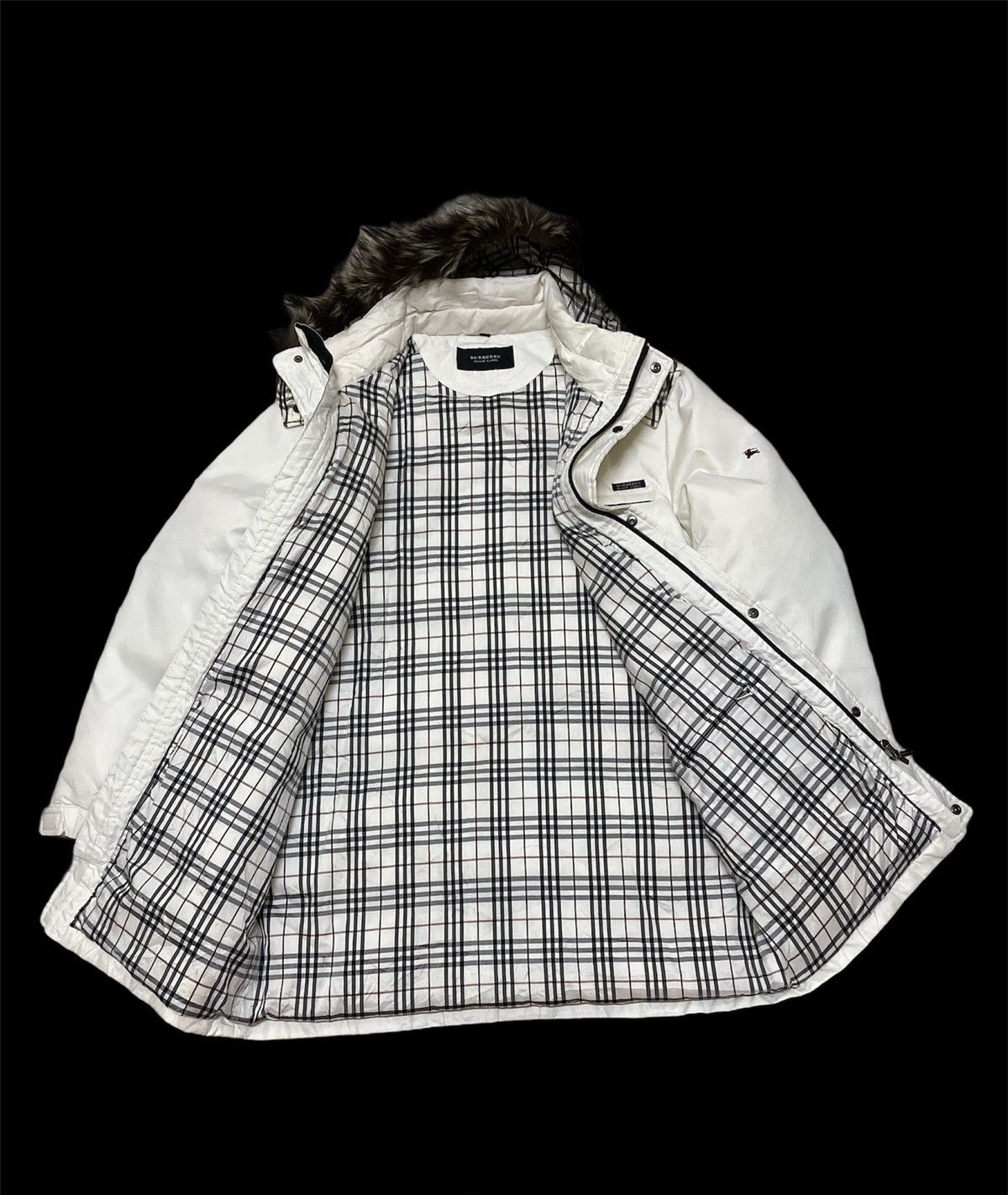 Burberry Burberry Padded Parka Black NovaChecked Fur Hoodie Design Size US L / EU 52-54 / 3 - 3 Thumbnail