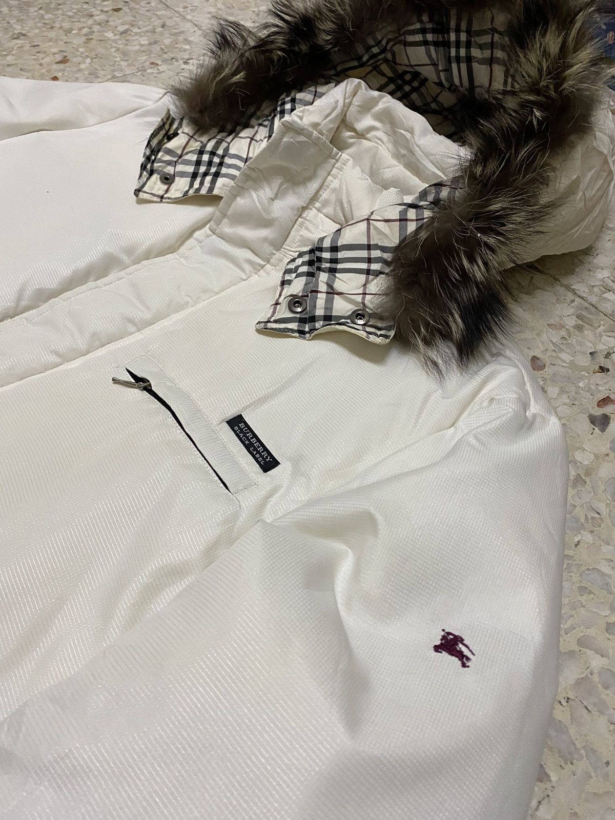 Burberry Burberry Padded Parka Black NovaChecked Fur Hoodie Design Size US L / EU 52-54 / 3 - 6 Thumbnail