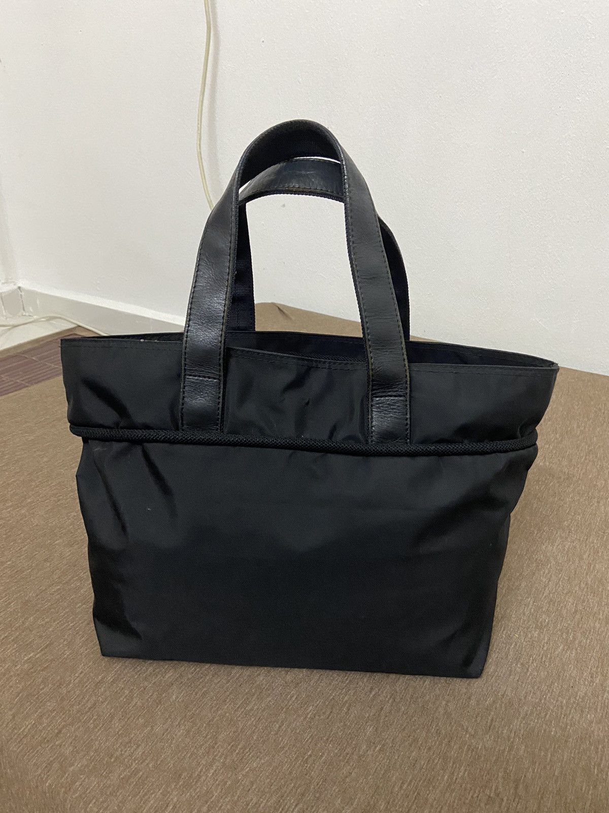 Issey Miyake 2 Pieces Issey Miyake IM Product messenger Bag Size ONE SIZE - 15 Thumbnail