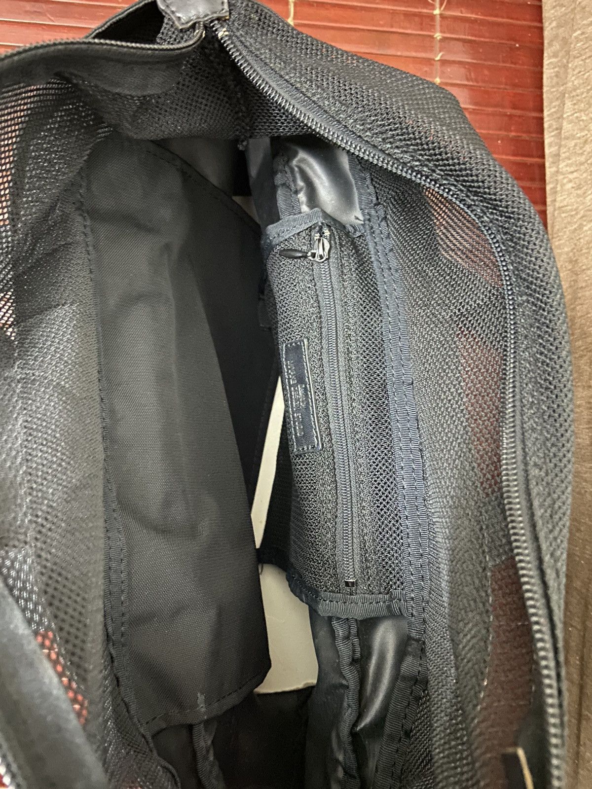 Issey Miyake 2 Pieces Issey Miyake IM Product messenger Bag Size ONE SIZE - 19 Thumbnail