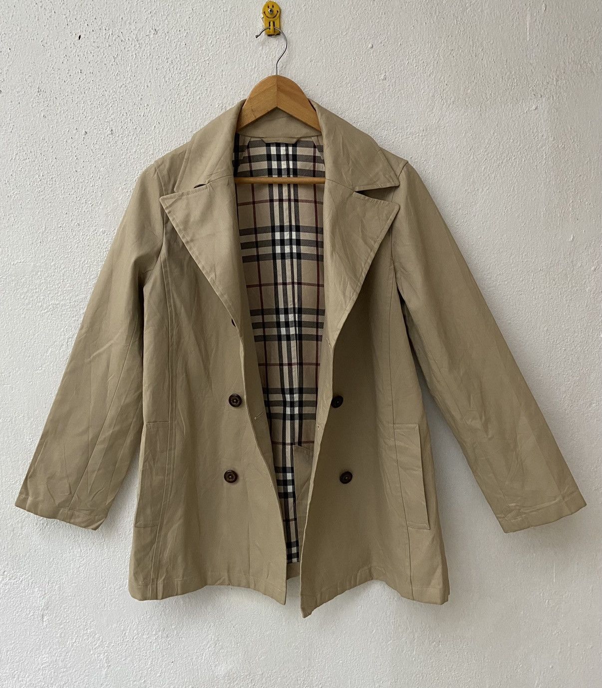 Burberry Burberry Double breasted Novacheck Coat Size US M / EU 48-50 / 2 - 2 Thumbnail
