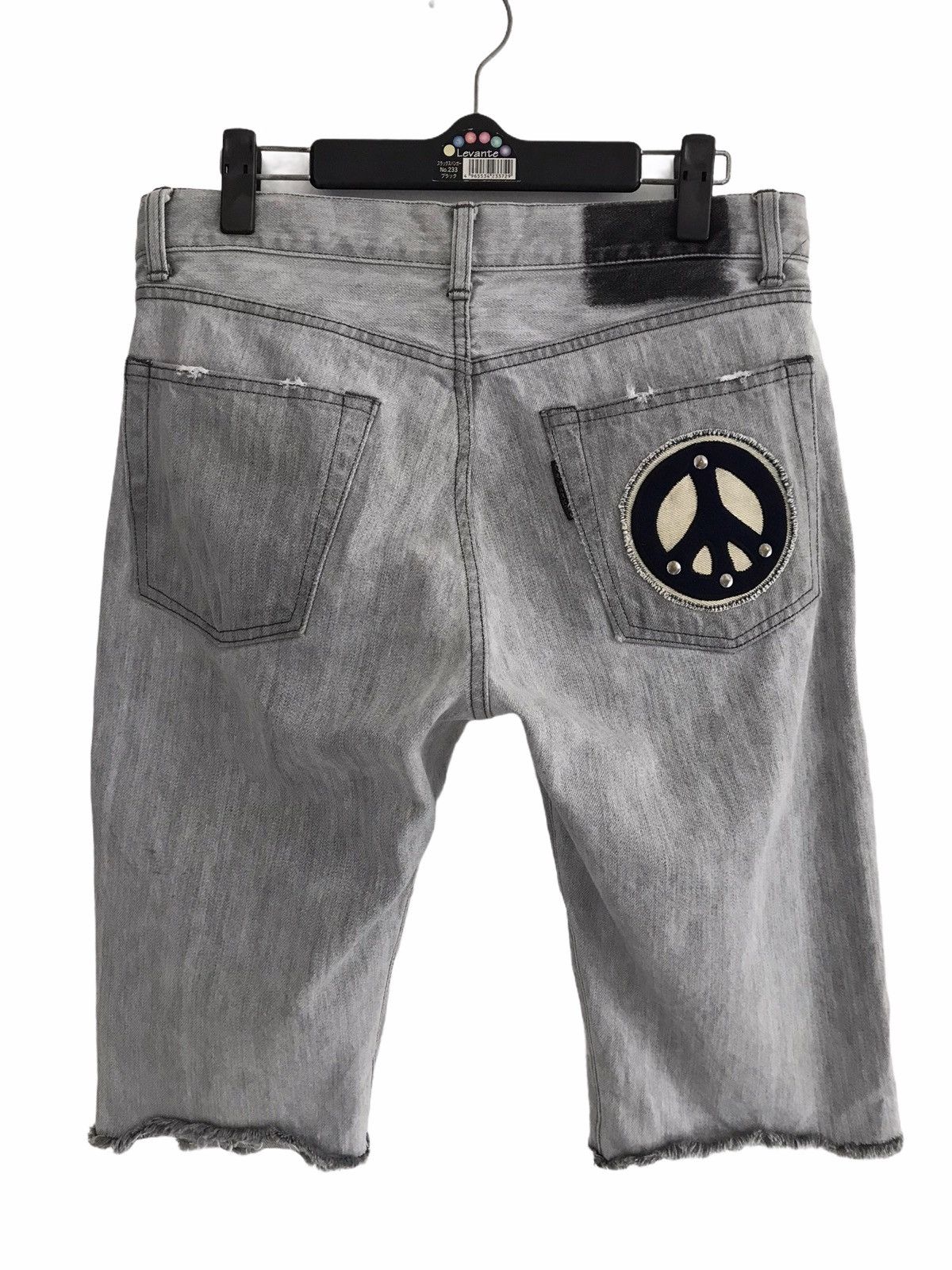 HRM IRON Studded Peace Patches Shorts Jeans