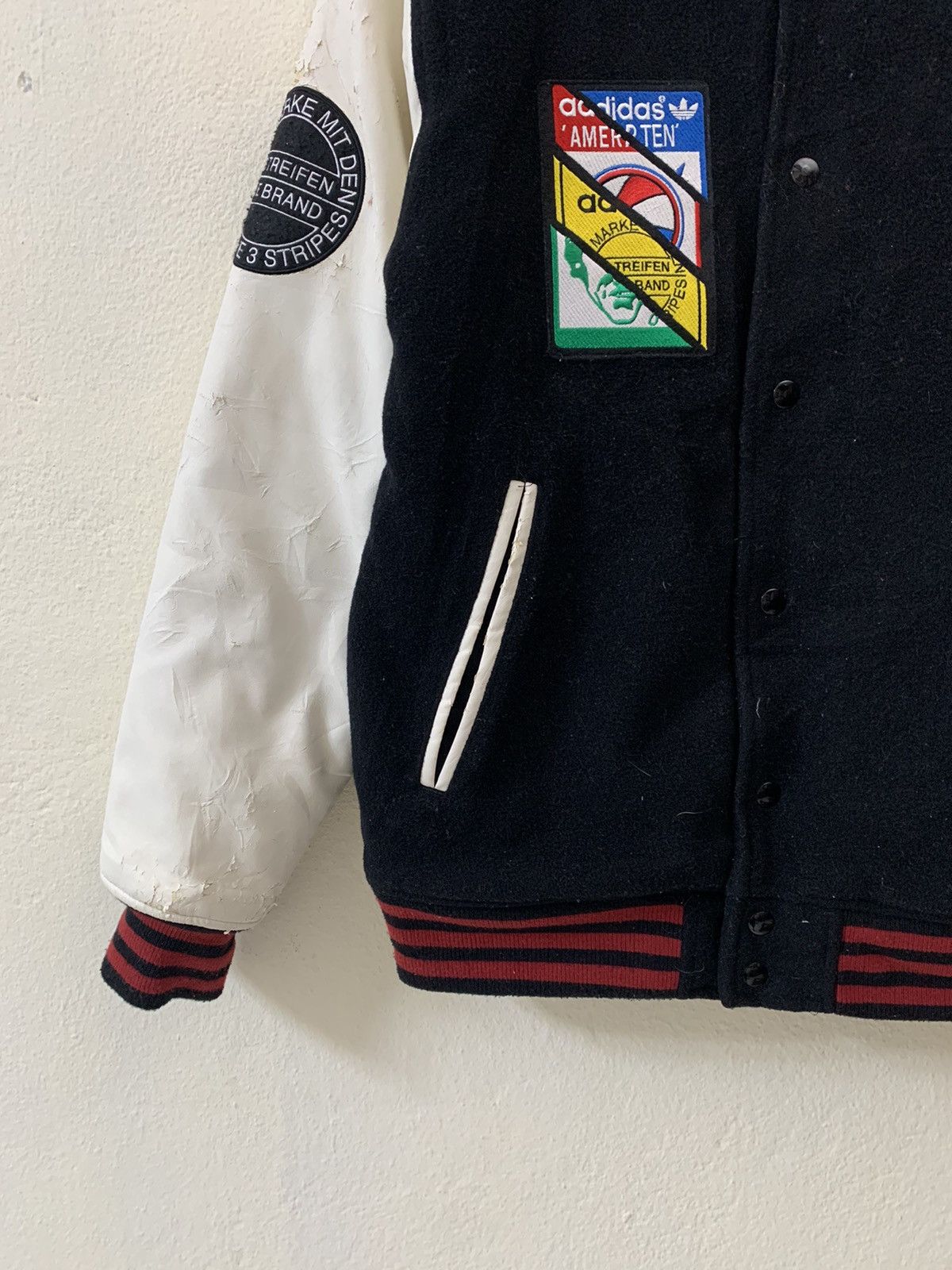 Adidas Adidas Nice Design Big Logo Varsity Jacket Size US L / EU 52-54 / 3 - 10 Thumbnail