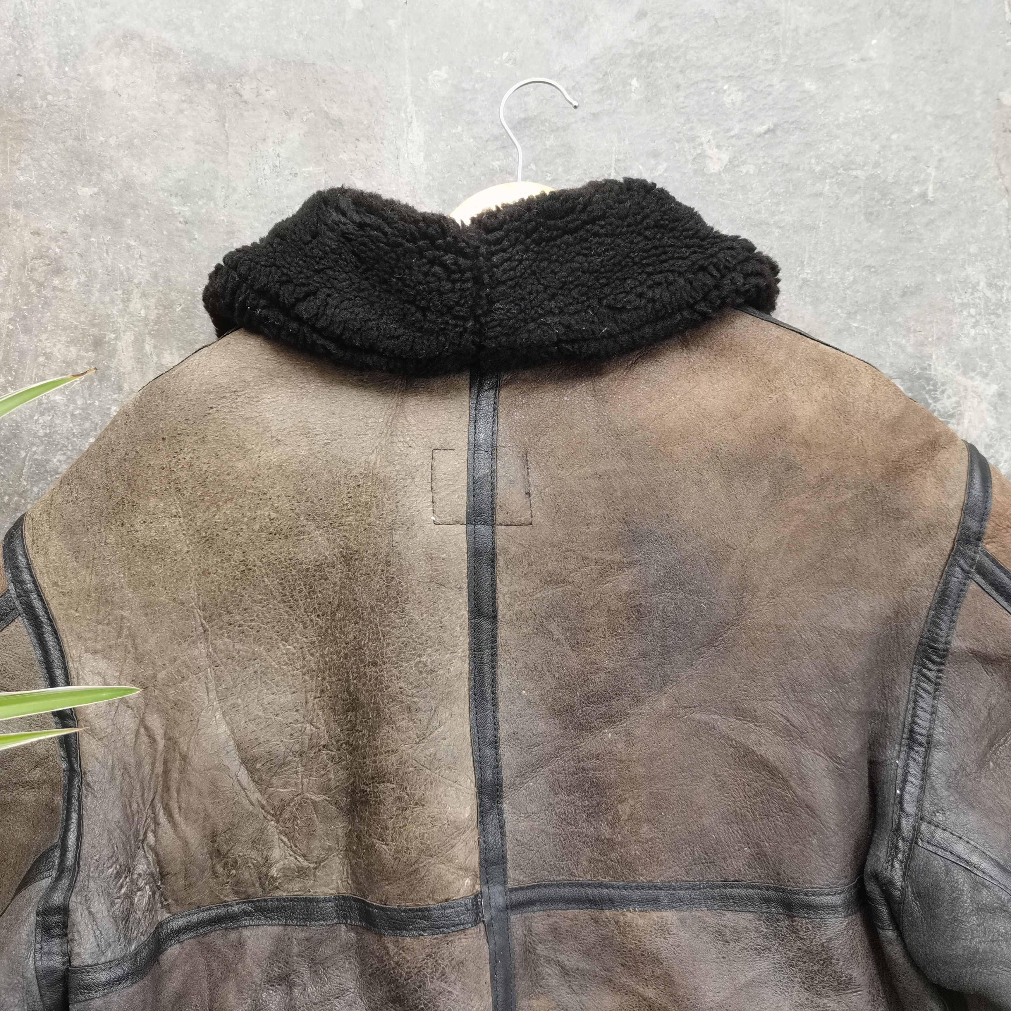 Avirex Vtg🔥1986 AVIREX LTD LEATHER TYPE B3 U.S.A.F FLIGHT JACKET Size US XL / EU 56 / 4 - 6 Thumbnail
