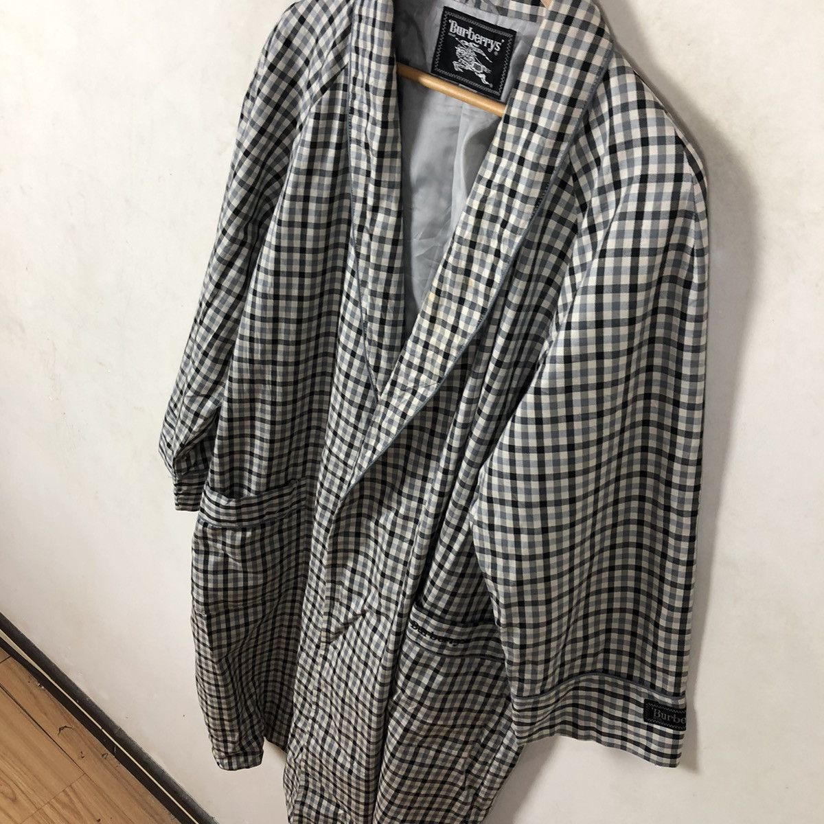 Burberry BURBERRY TARTAN DESIGN BATHROBE Size US M / EU 48-50 / 2 - 3 Thumbnail