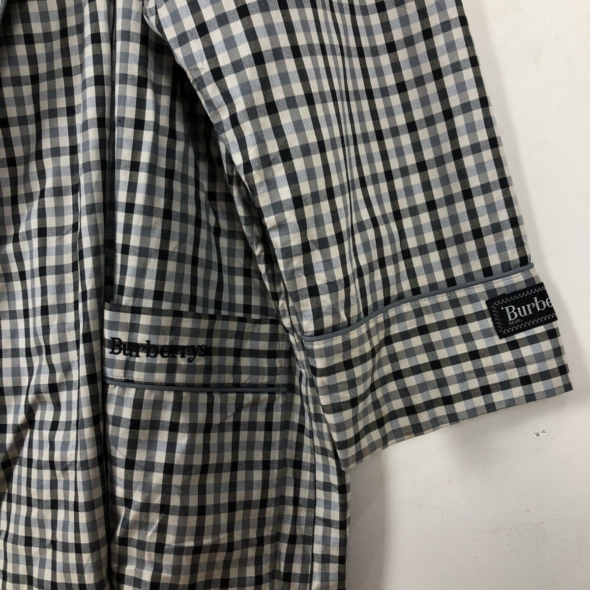 Burberry BURBERRY TARTAN DESIGN BATHROBE Size US M / EU 48-50 / 2 - 4 Thumbnail