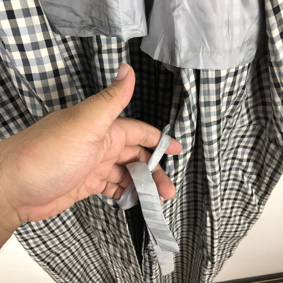 Burberry BURBERRY TARTAN DESIGN BATHROBE Size US M / EU 48-50 / 2 - 10 Thumbnail