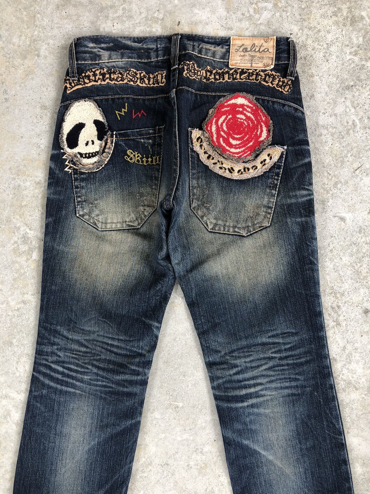 Japanese Brand Rare Yoshitomo Nara Lolita Skull Distressed Jeans Size US 30 / EU 46 - 9 Thumbnail