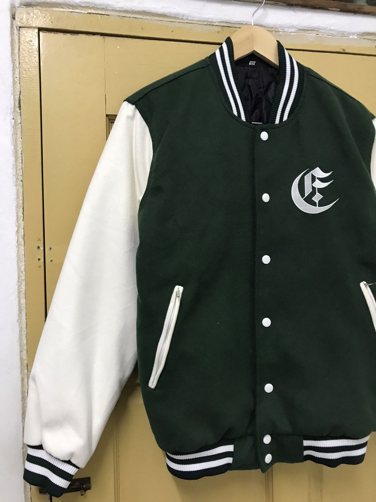 Other Nice❗️Unknown Brand Minimalist Style Wool Varsity Jacket Size US M / EU 48-50 / 2 - 4 Thumbnail