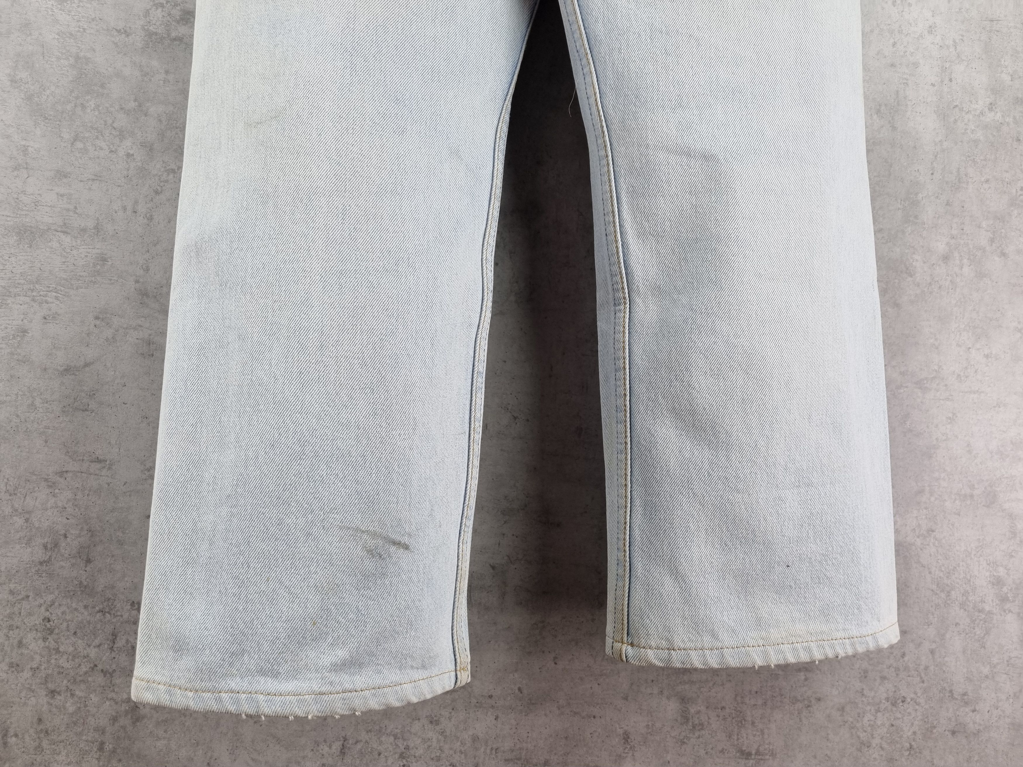 Levi's × Levi's Vintage Clothing 90s Dirty Unique Levis 501 Aesthetic Vintage Jeans Size US 32 / EU 48 - 12 Thumbnail