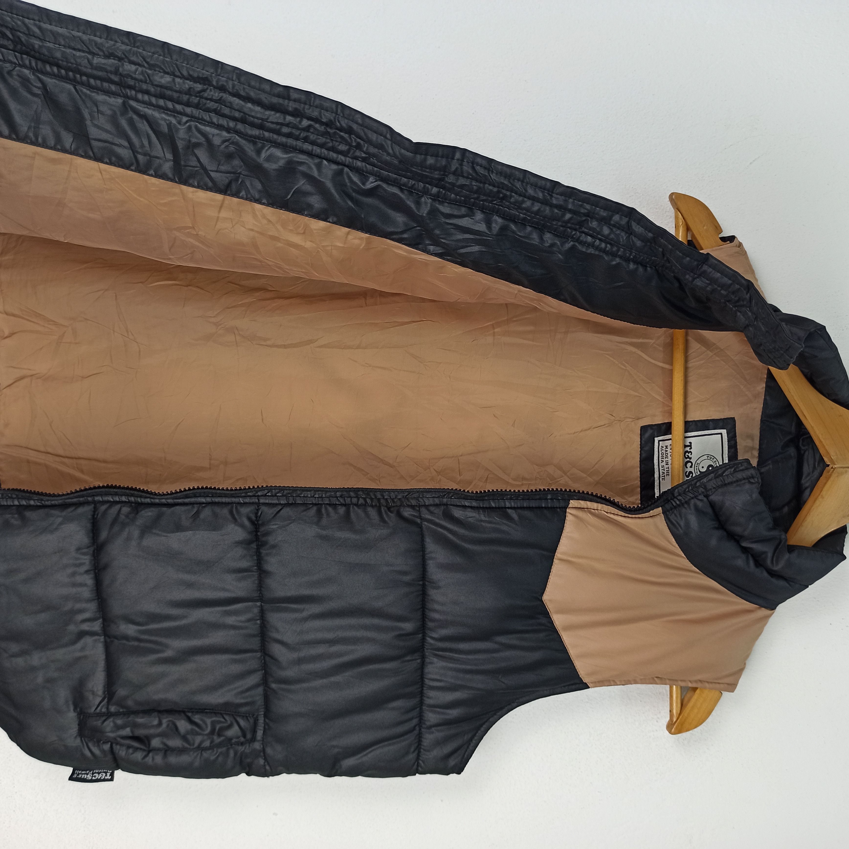 Japanese Brand 🔥Rare🔥 T&C Surf Designs Puffer Jacket Vest Style Size US L / EU 52-54 / 3 - 5 Thumbnail