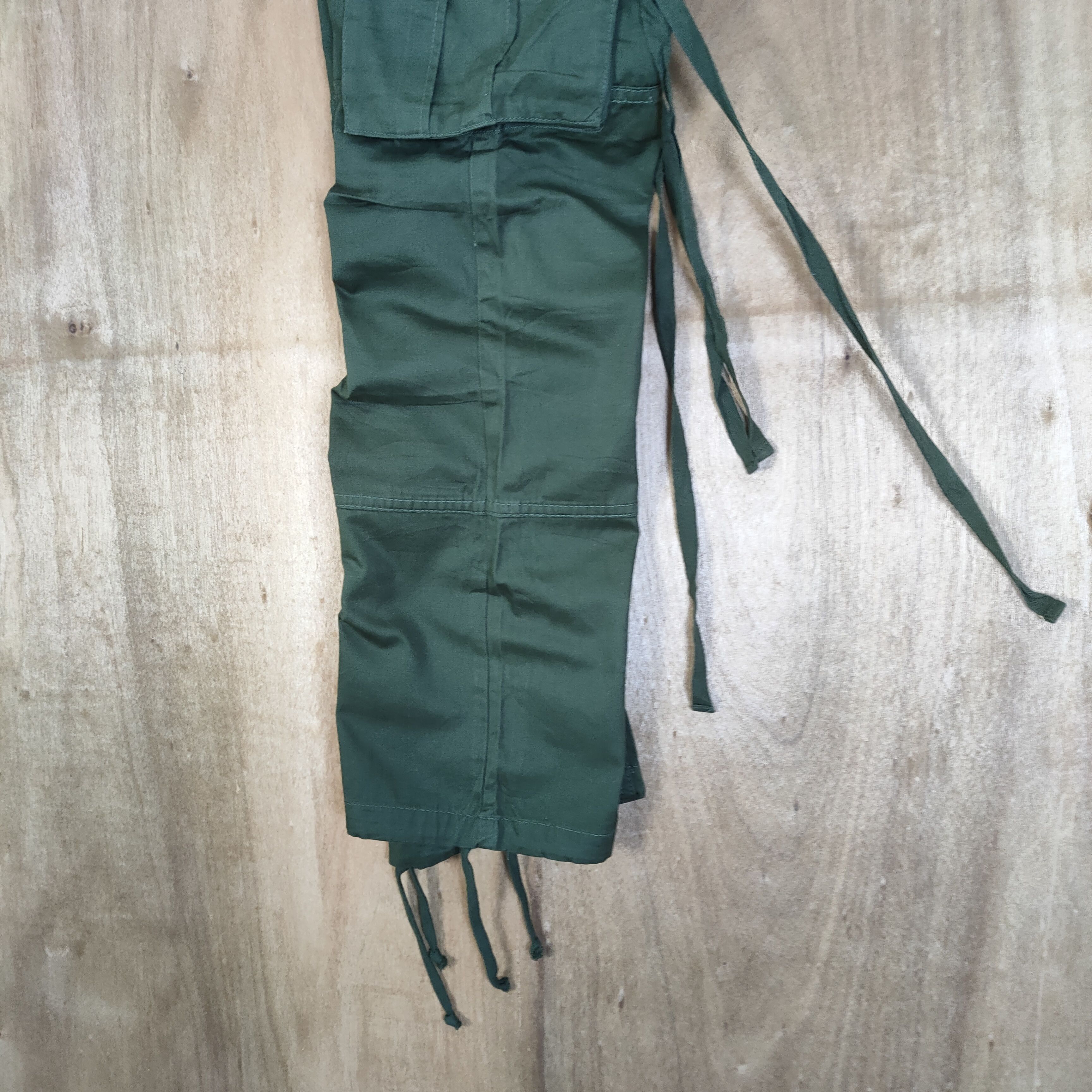Japanese Brand JAPANESE BRAND BONDAGE CARGO PANTS Size US 30 / EU 46 - 15 Thumbnail