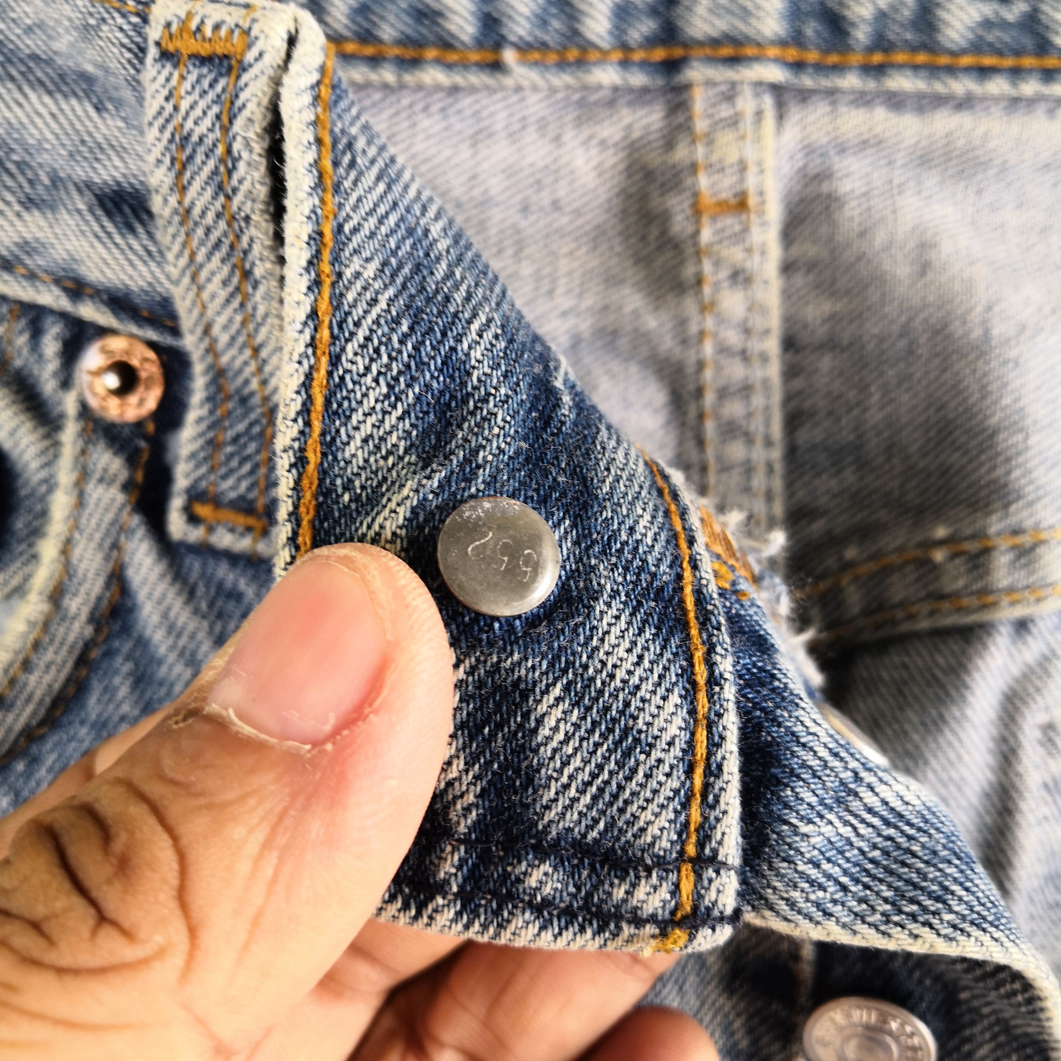 Levi's Vintage 70s Levis 501 Jeans Faded Released Hem Levis Denim Size 26" / US 2 / IT 38 - 9 Thumbnail