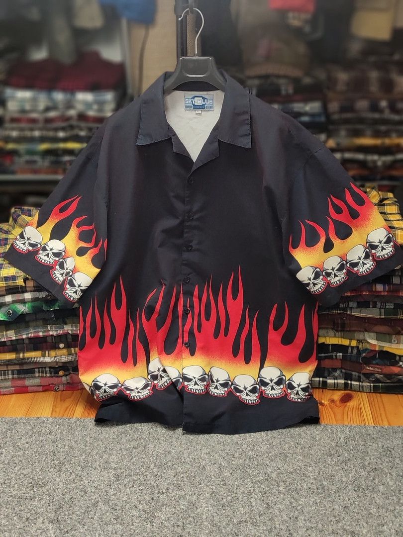 Japanese Brand Vintage Japan Crazy Shirts Flame Skull Print Hawaiian Shirt Size US L / EU 52-54 / 3 - 7 Thumbnail