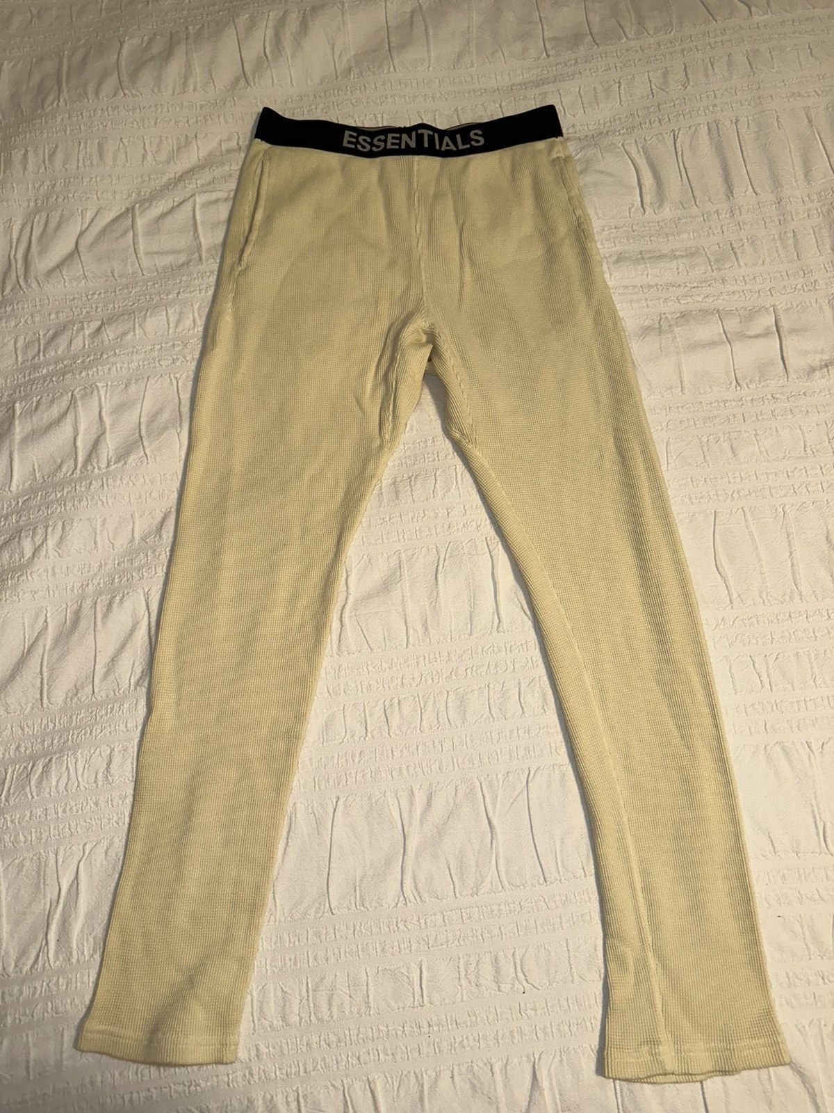 Fear of God fear of god essentials cream sweatpants Size US 30 / EU 46 - 1 Thumbnail