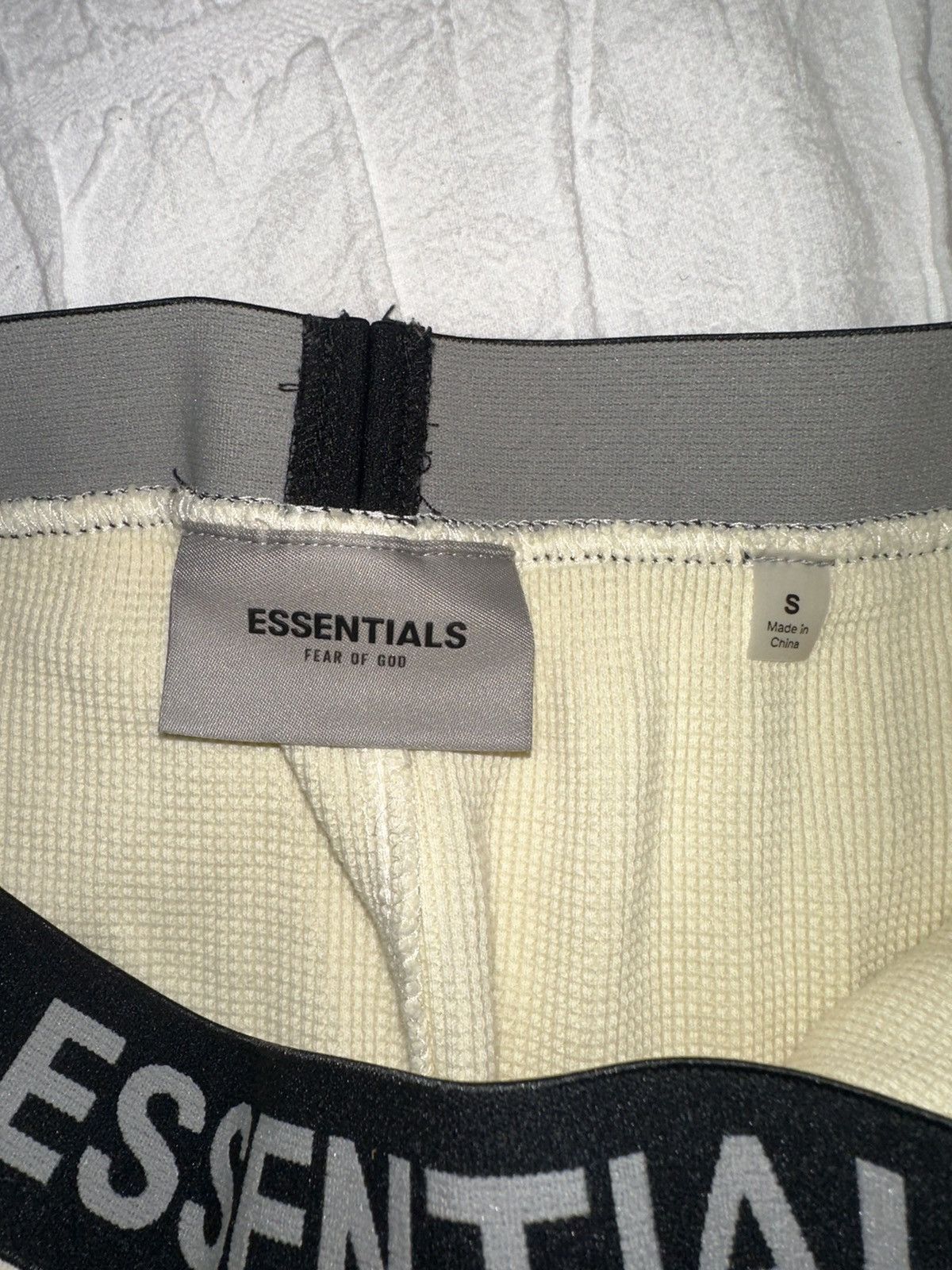 Fear of God fear of god essentials cream sweatpants Size US 30 / EU 46 - 3 Thumbnail