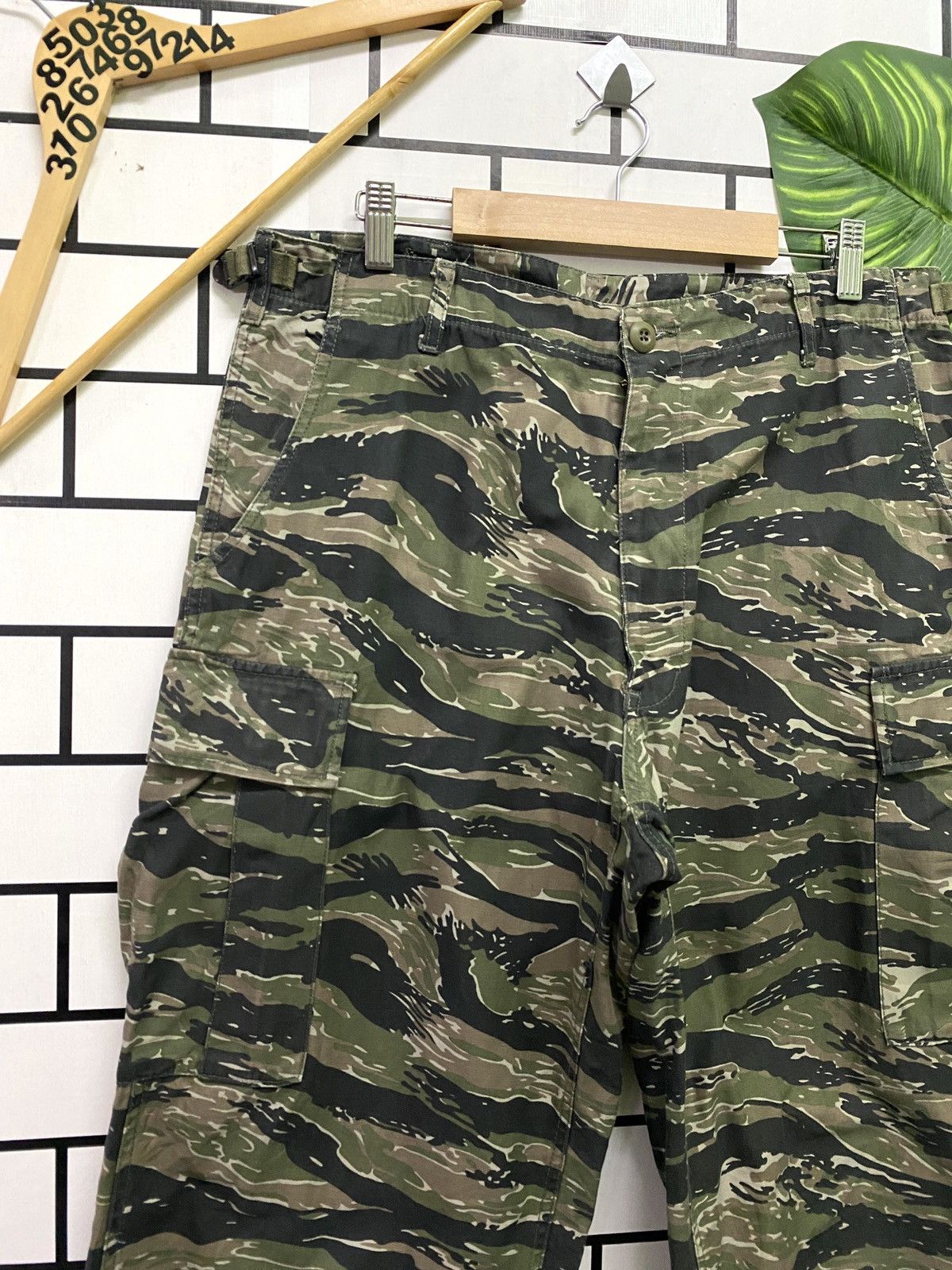 Vintage Vtg Army Cab Clothing Camo Military Tactical Cargo Pants Size US 33 - 4 Thumbnail