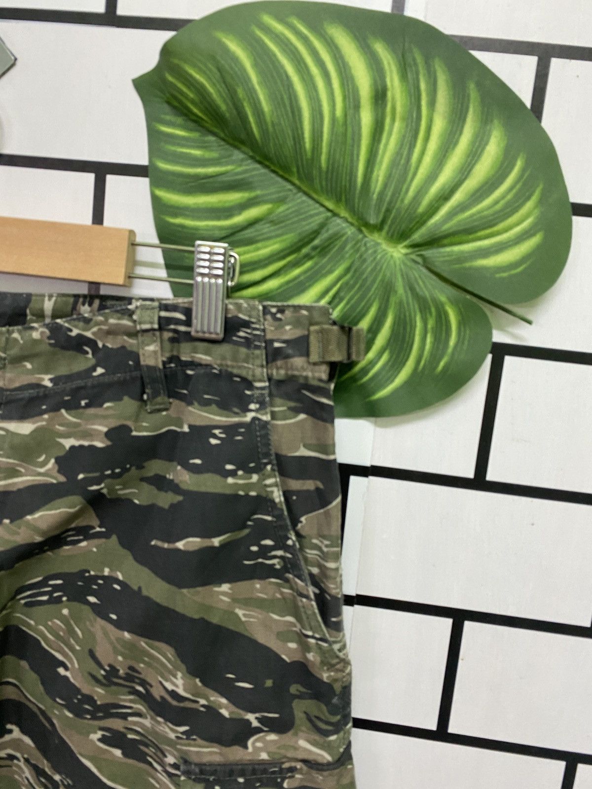 Vintage Vtg Army Cab Clothing Camo Military Tactical Cargo Pants Size US 33 - 10 Thumbnail