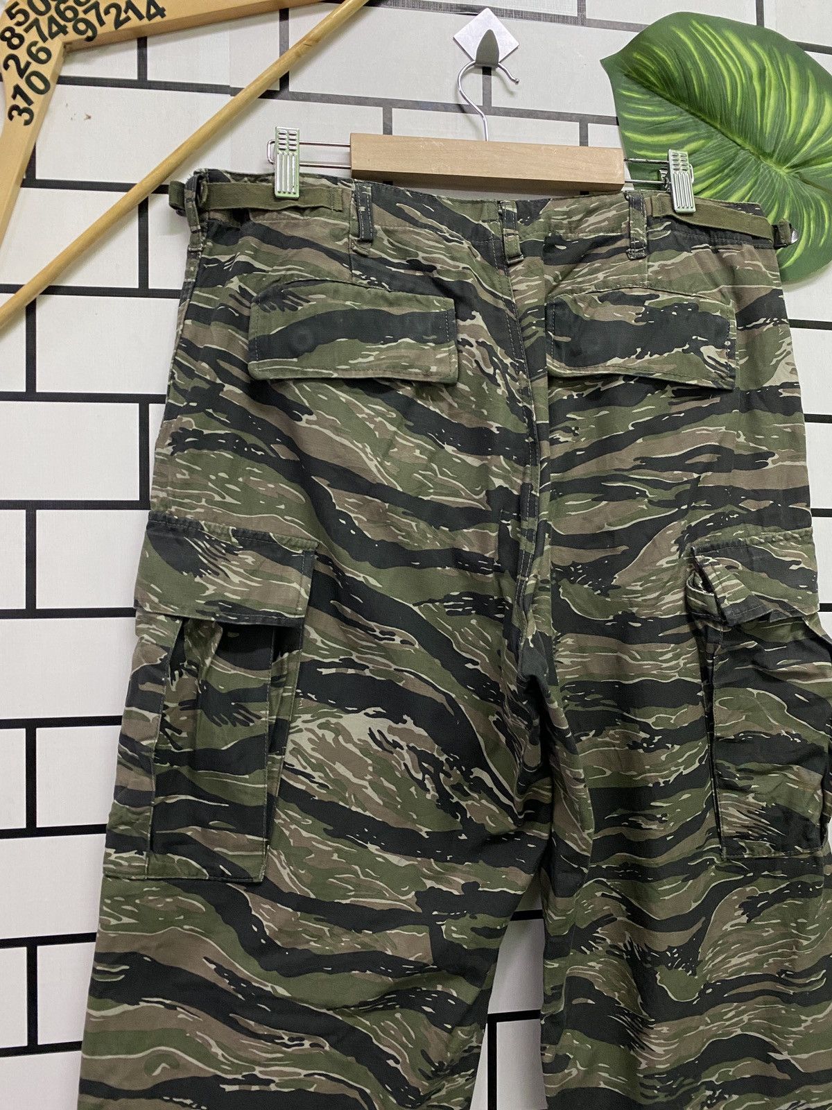 Vintage Vtg Army Cab Clothing Camo Military Tactical Cargo Pants Size US 33 - 13 Thumbnail
